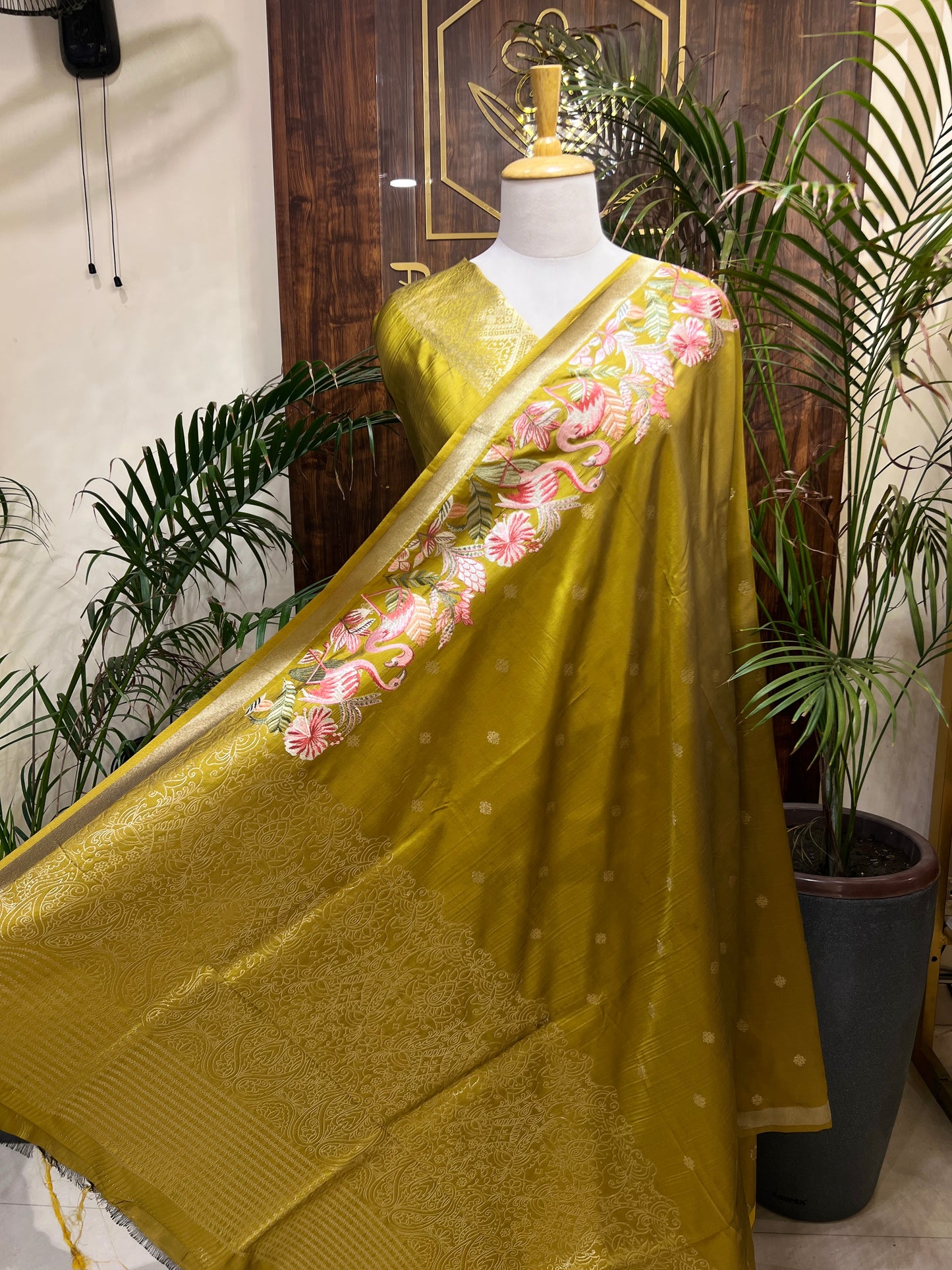 BANARASI SILK SAREE (PH4843)