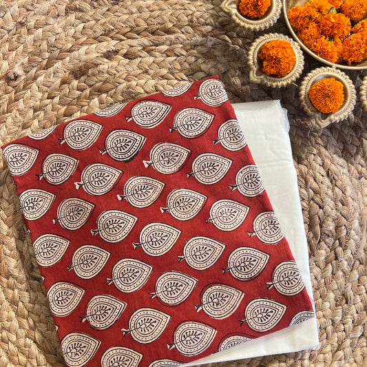 "Feel the Breeze in Pure Cotton Block Print – Unstitched Perfection 💫"