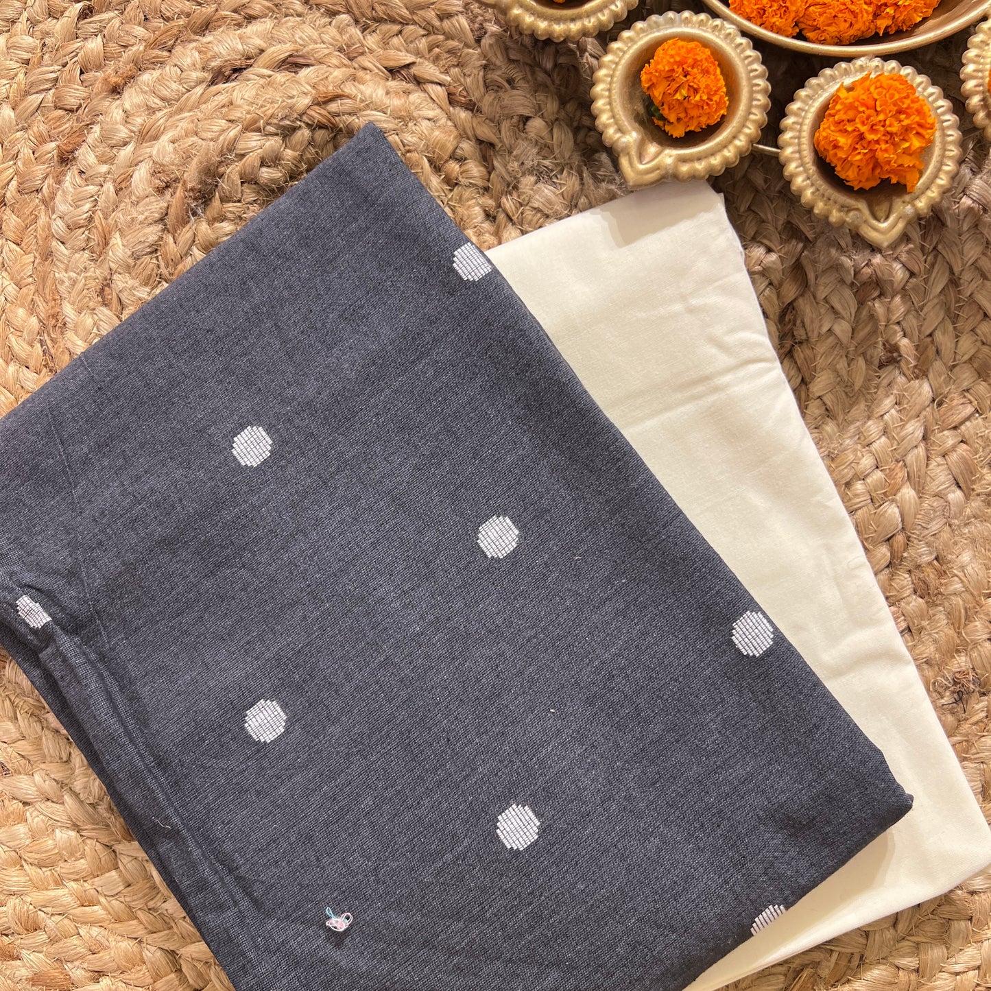 "Soft Handloom Cotton Fabric for Daily Wear💫"