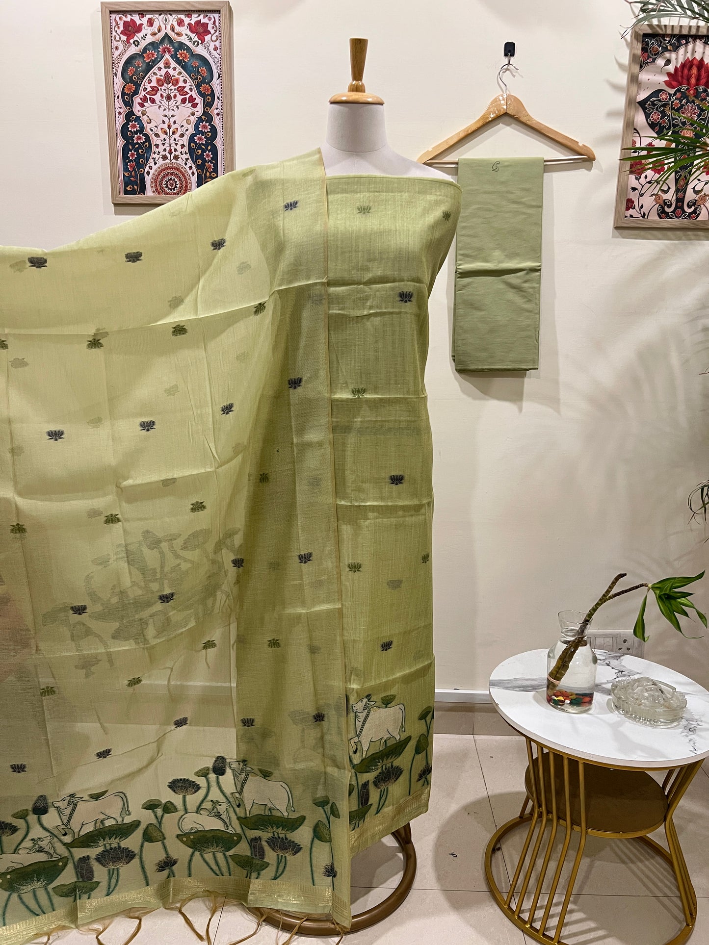 JAMDANI SUIT (PH4916)