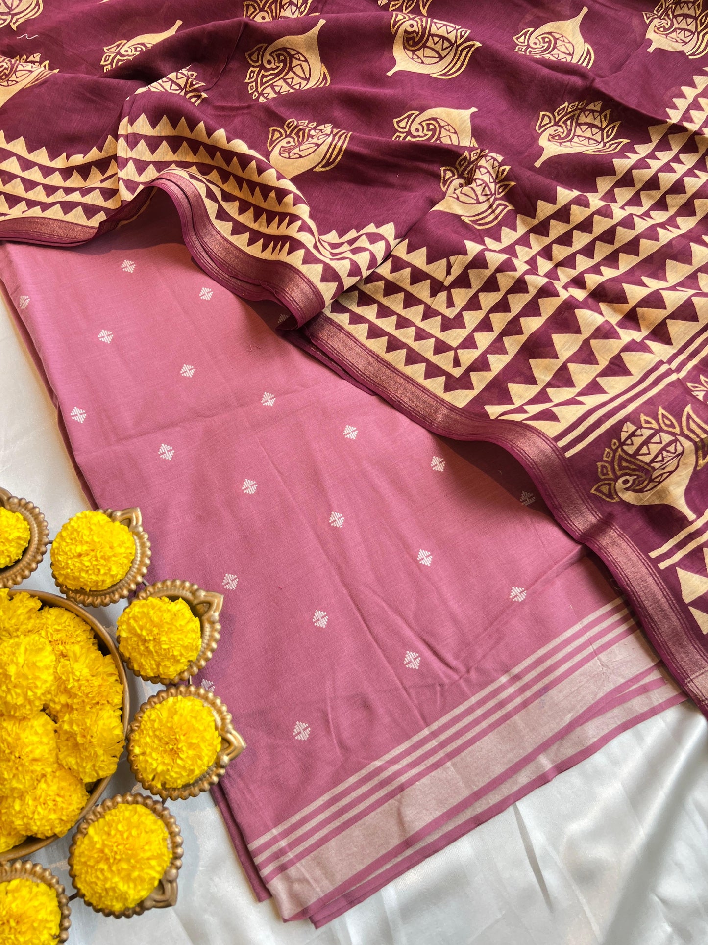 HANDLOOM SUIT (PH4957)