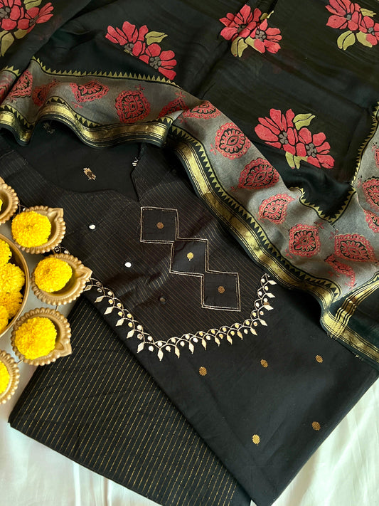 HANDLOOM SUIT