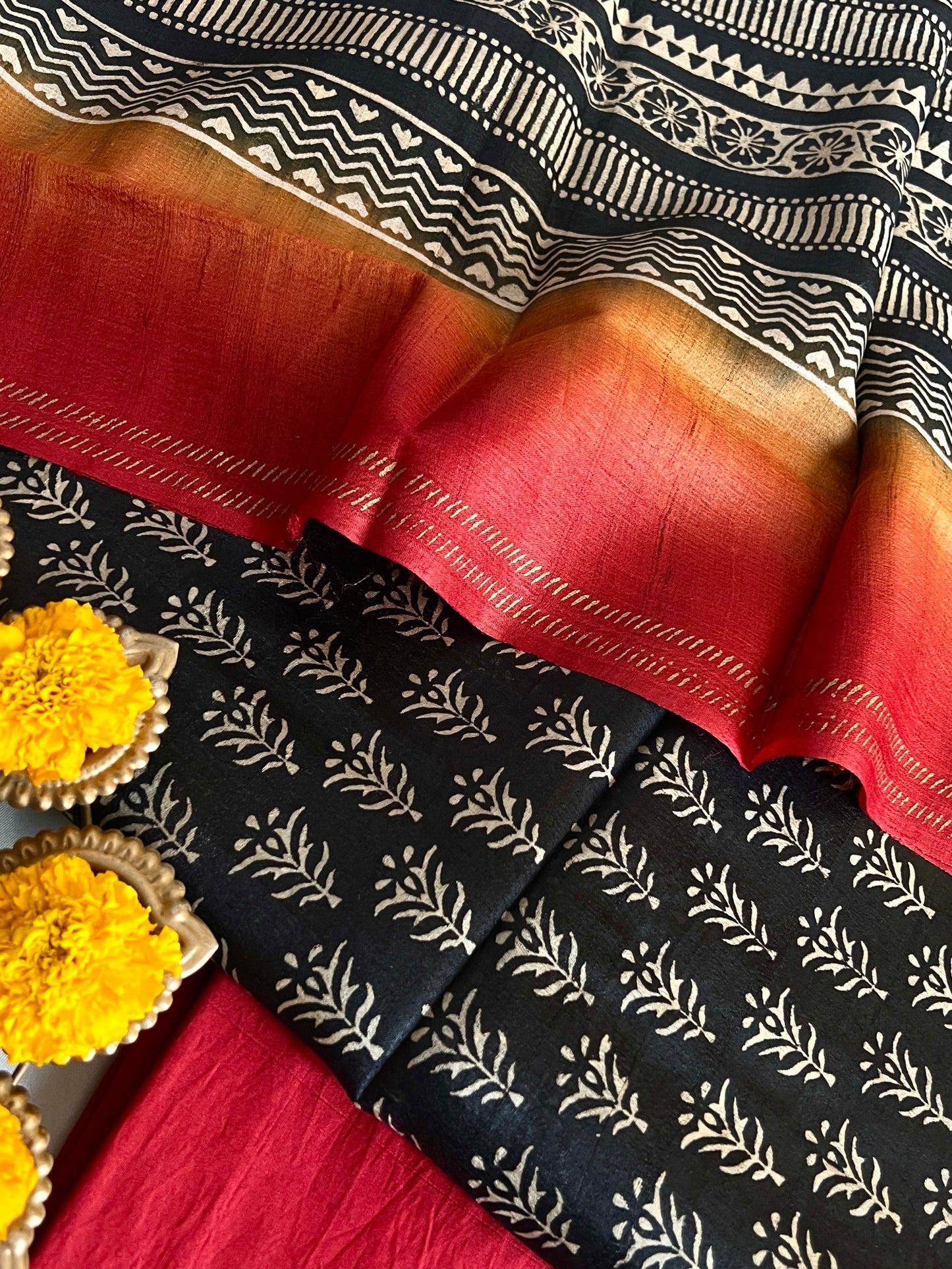 TUSSAR SILK SUIT