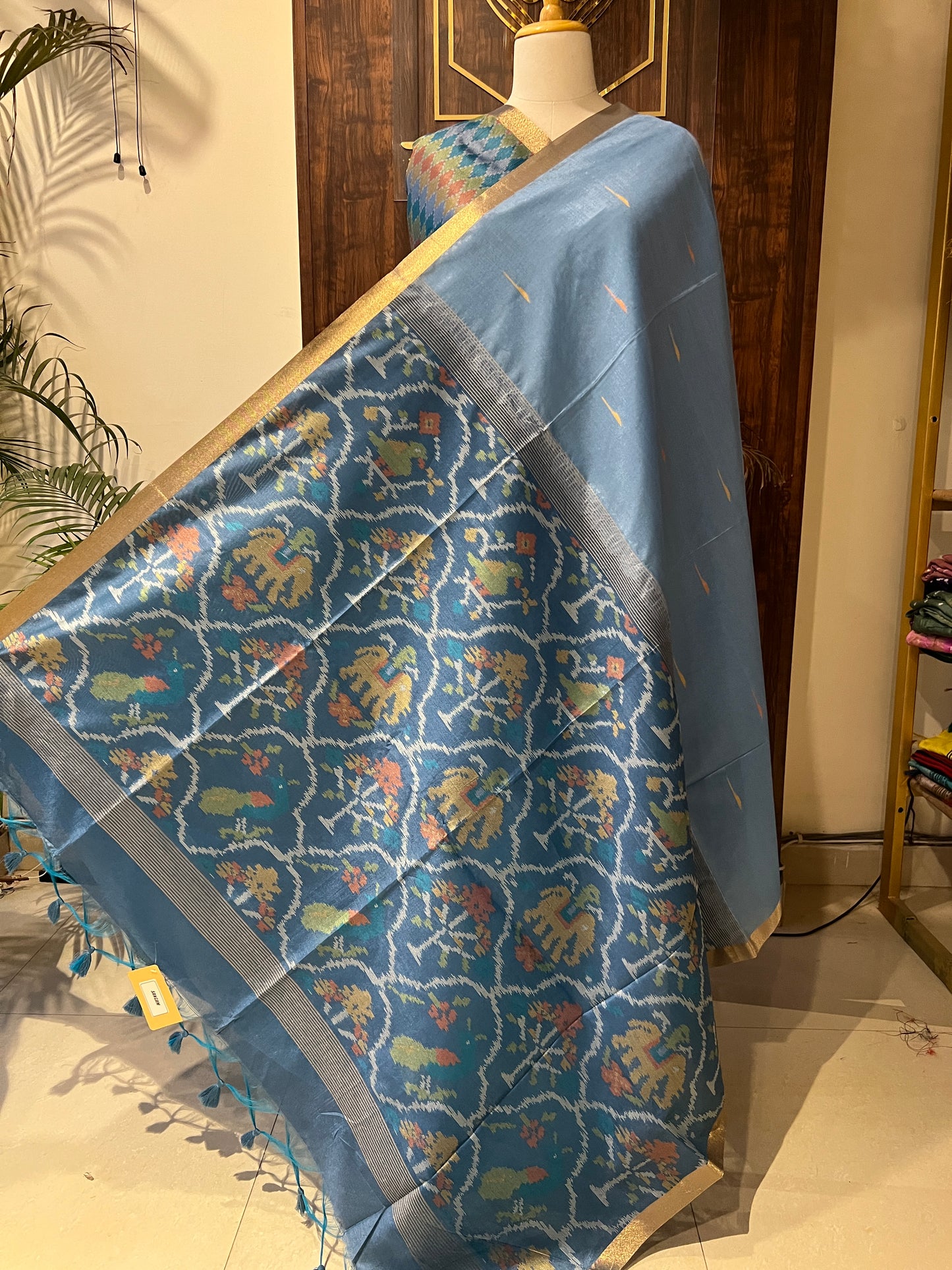 Ikkat & Patola Saree – A Classic Affair