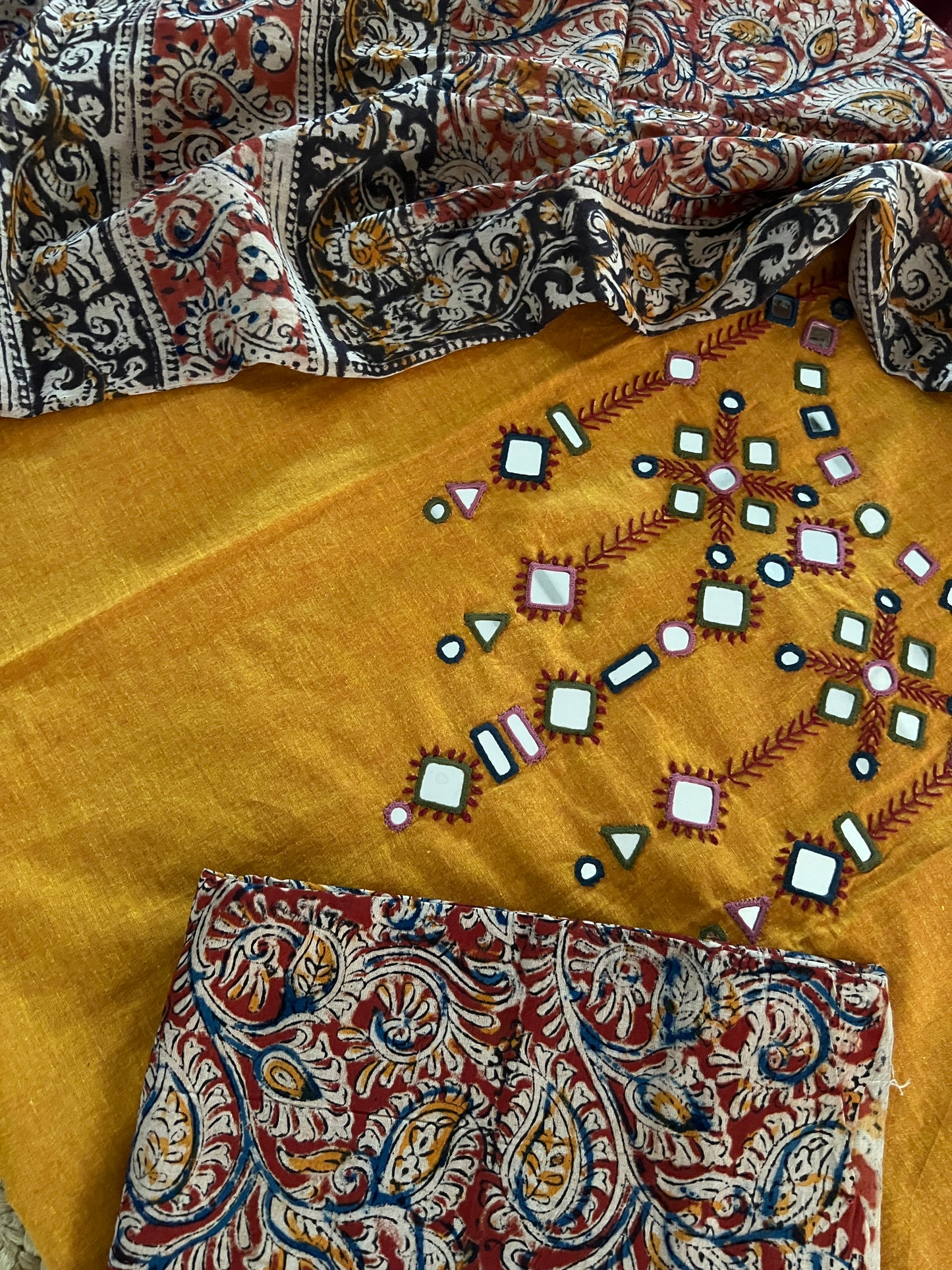 HANDLOOM SUIT (PH6805)