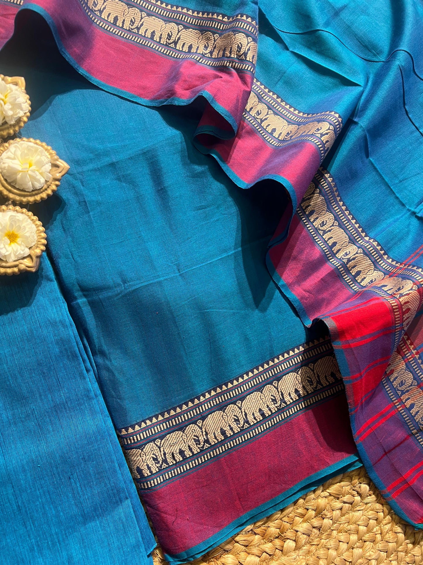 HANDLOOM SUIT (PH6894)