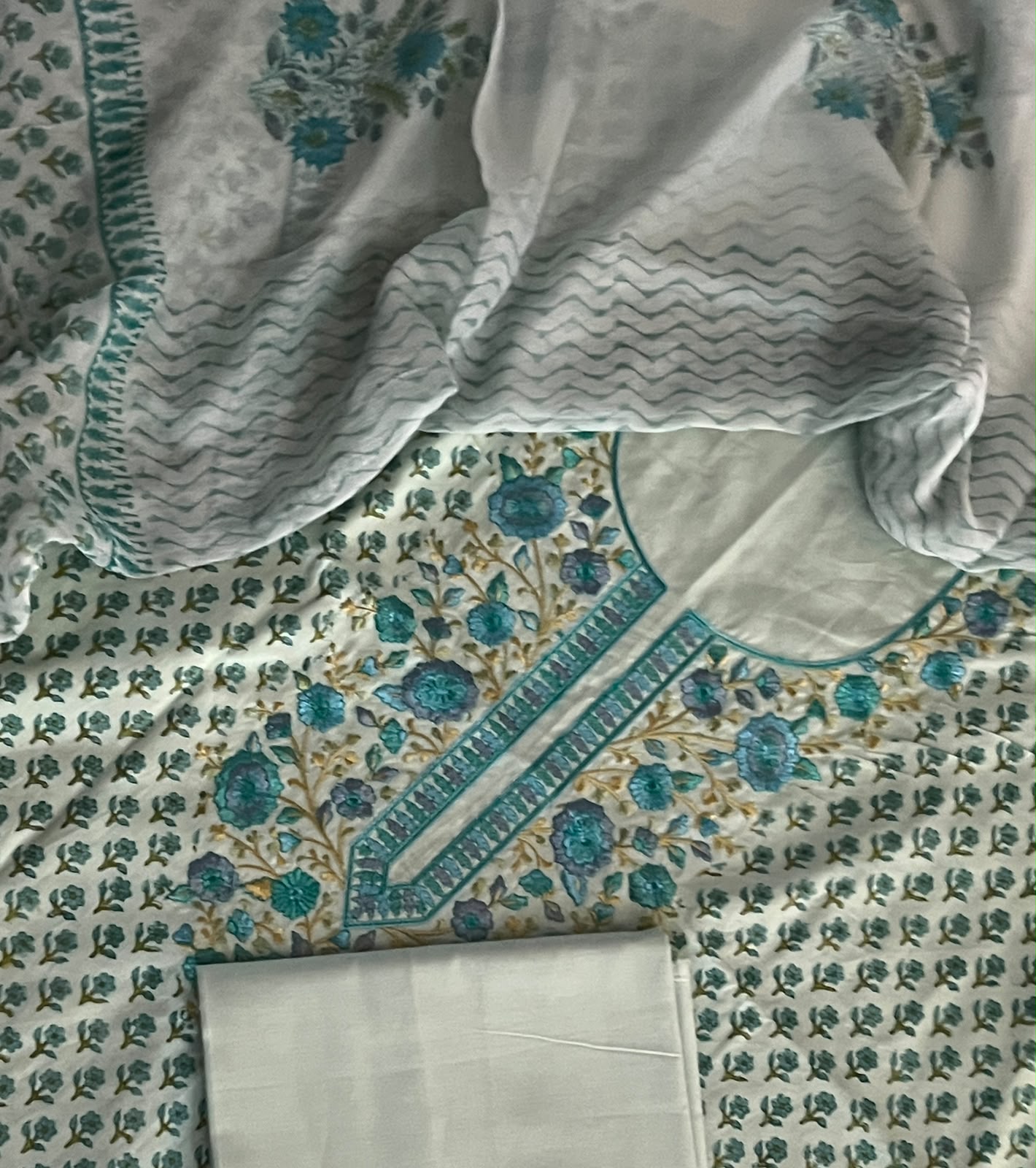 CAMBRICK COTTON SUIT (PH7367)