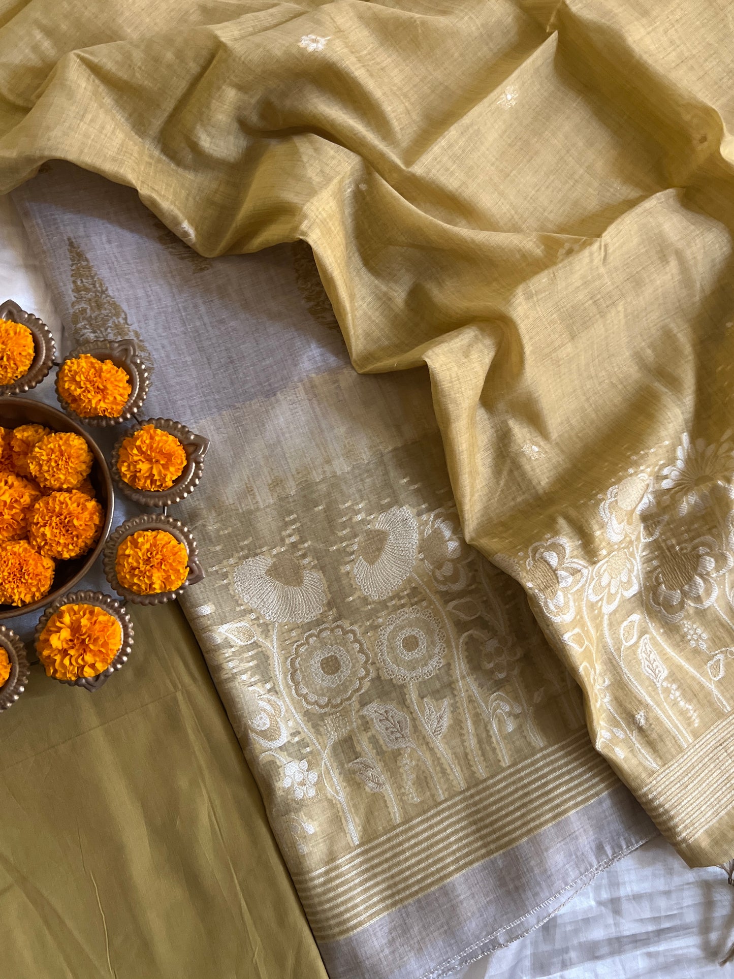 SLUB CHANDERI SUIT (PH7426)
