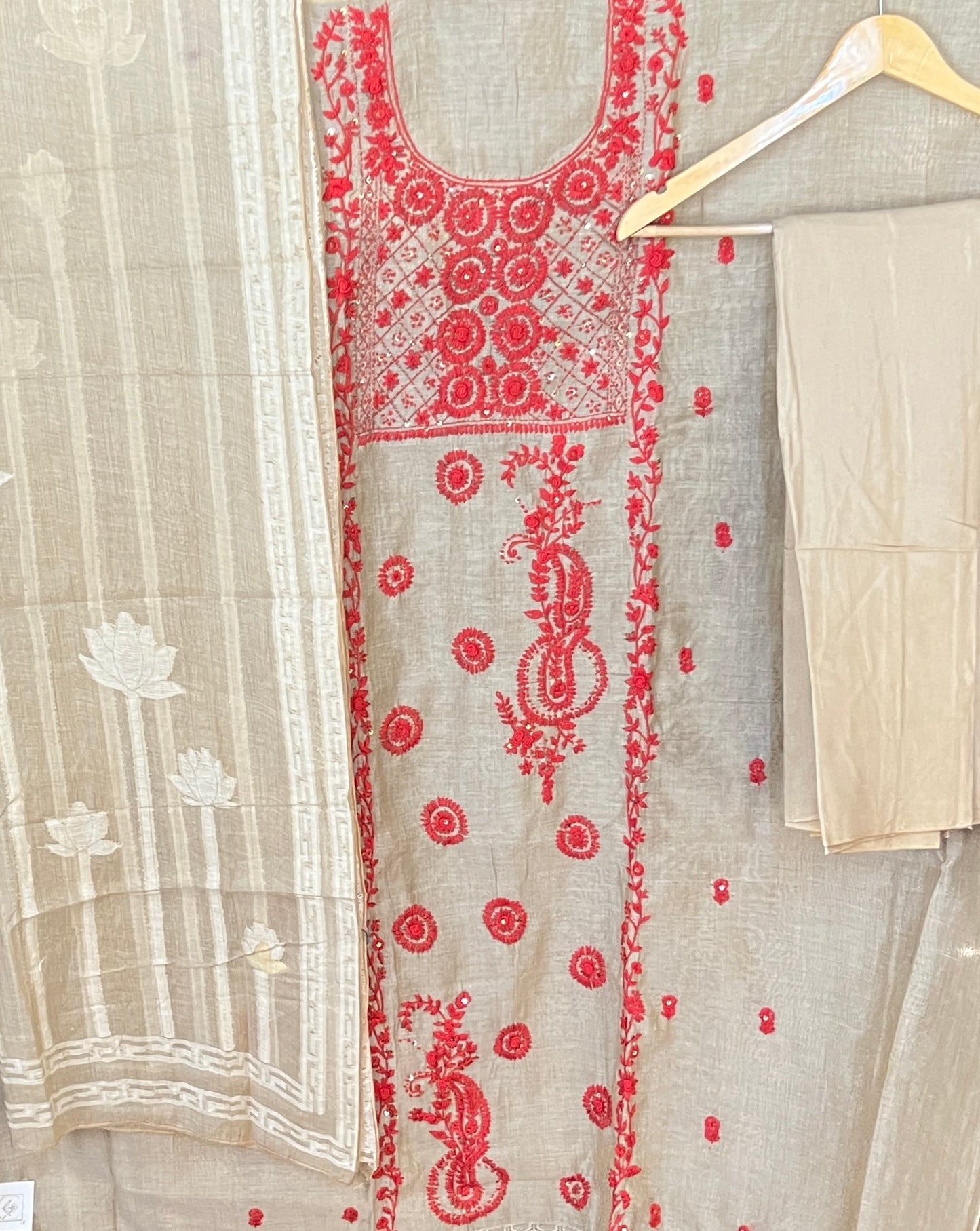 MUNGA SILK SUIT (PH7484)