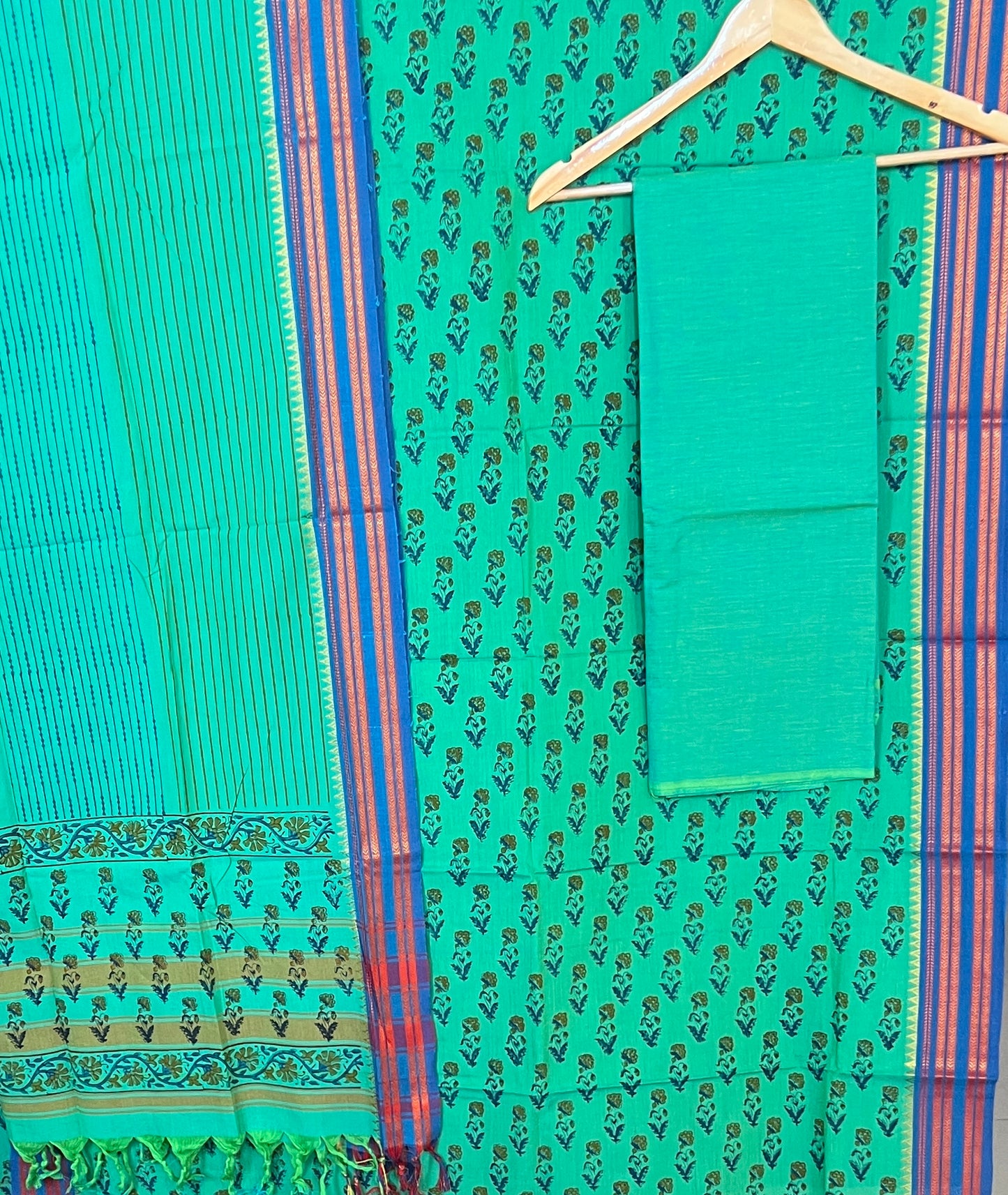HANDLOOM SUIT (PH7559)