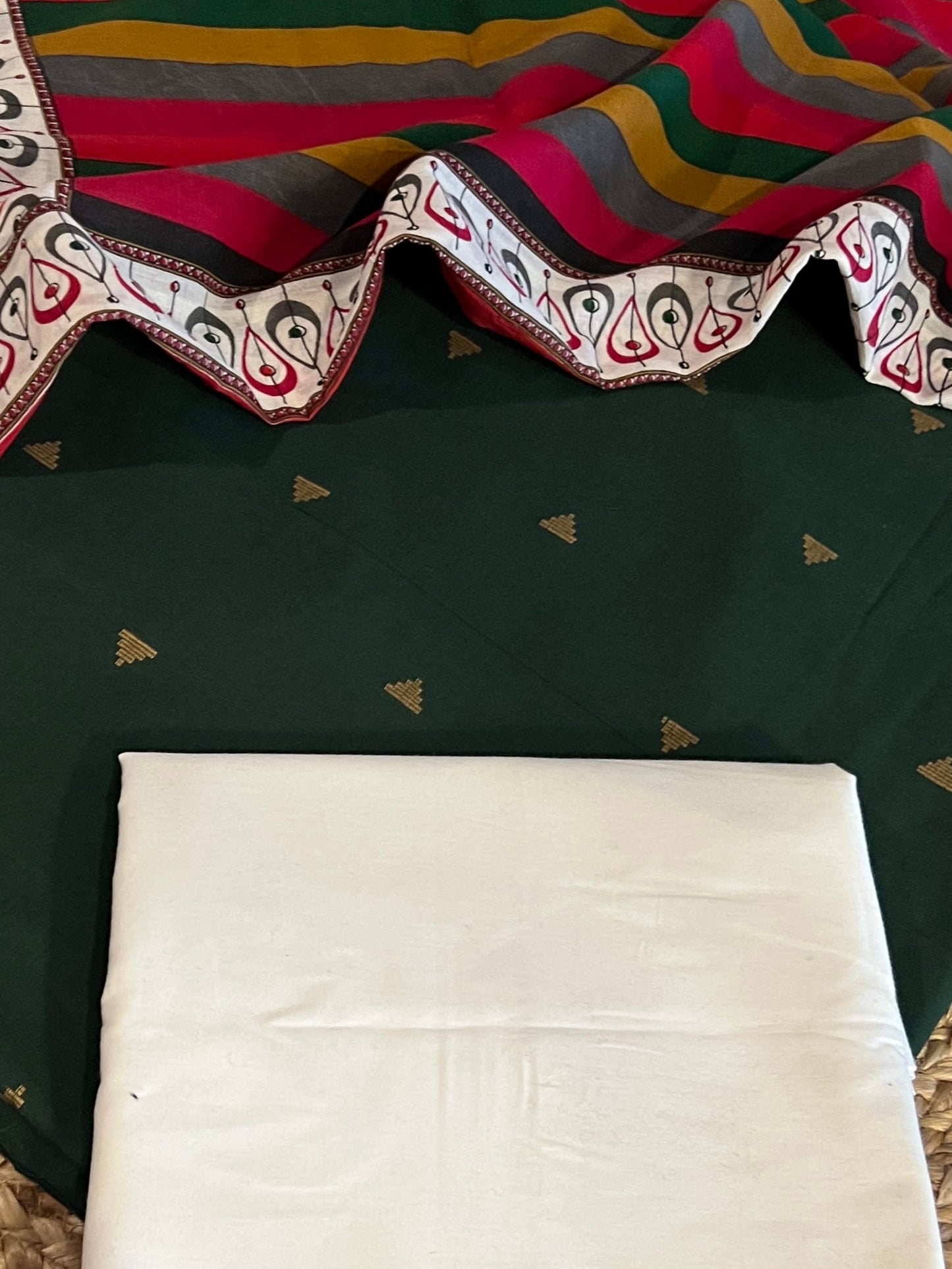 HANDLOOM SUIT (PH7768)