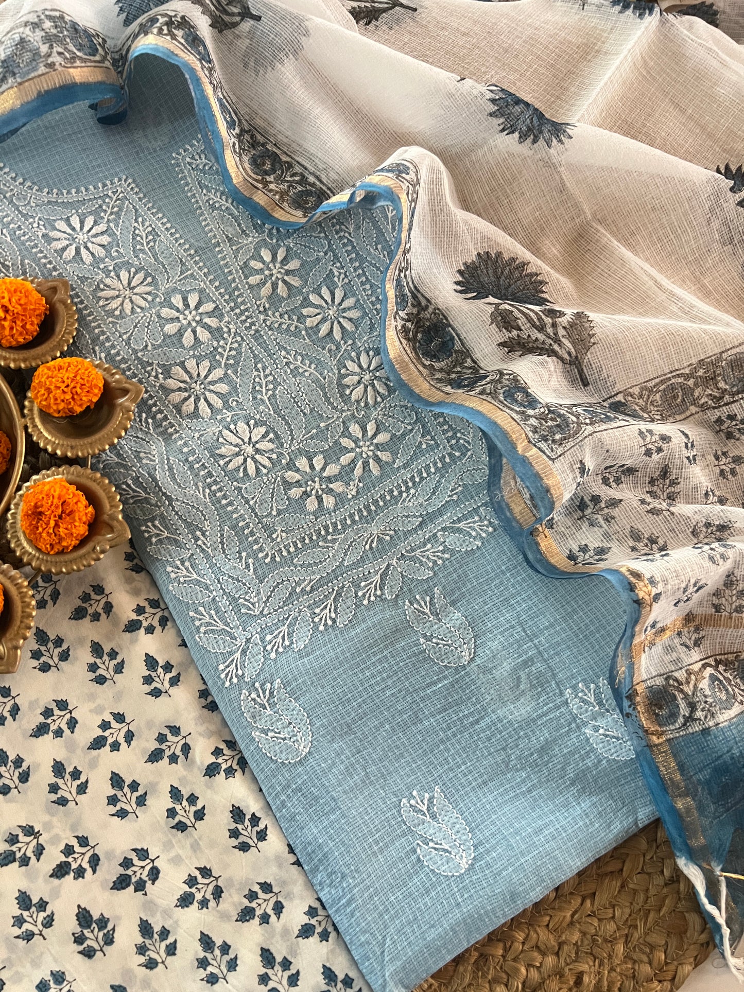 CHIKENKARI SUITS (PH7922)