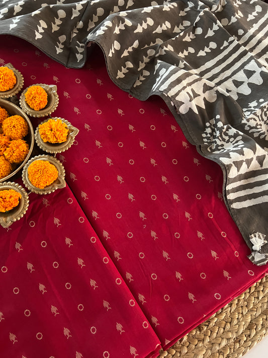 HANDLOOM SUIT (PH7980)