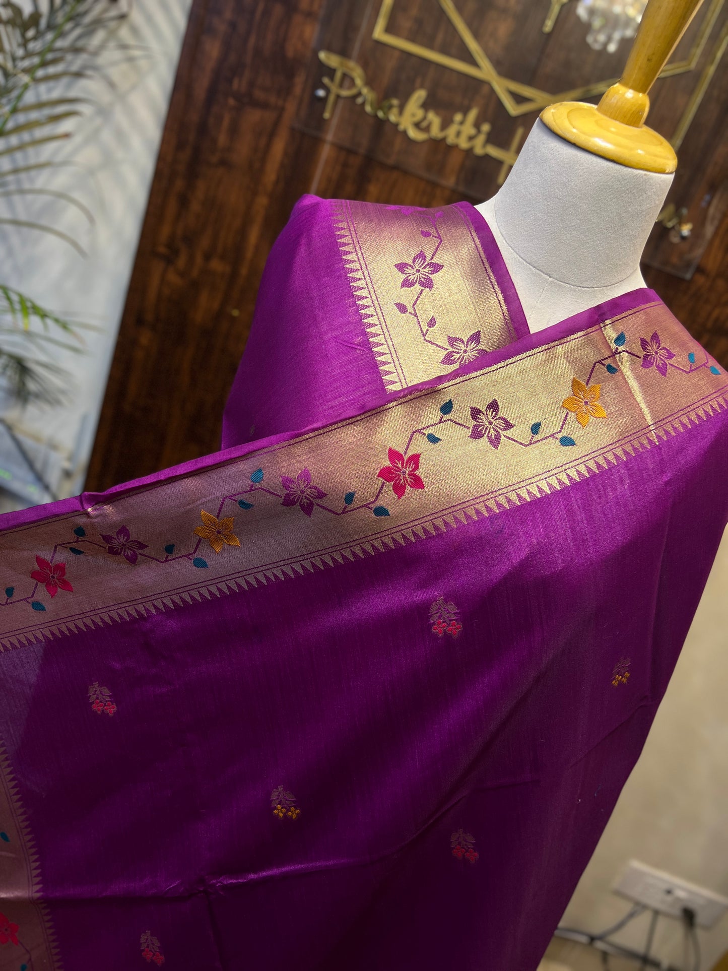 MUNGA SILK SAREE (PH8004)