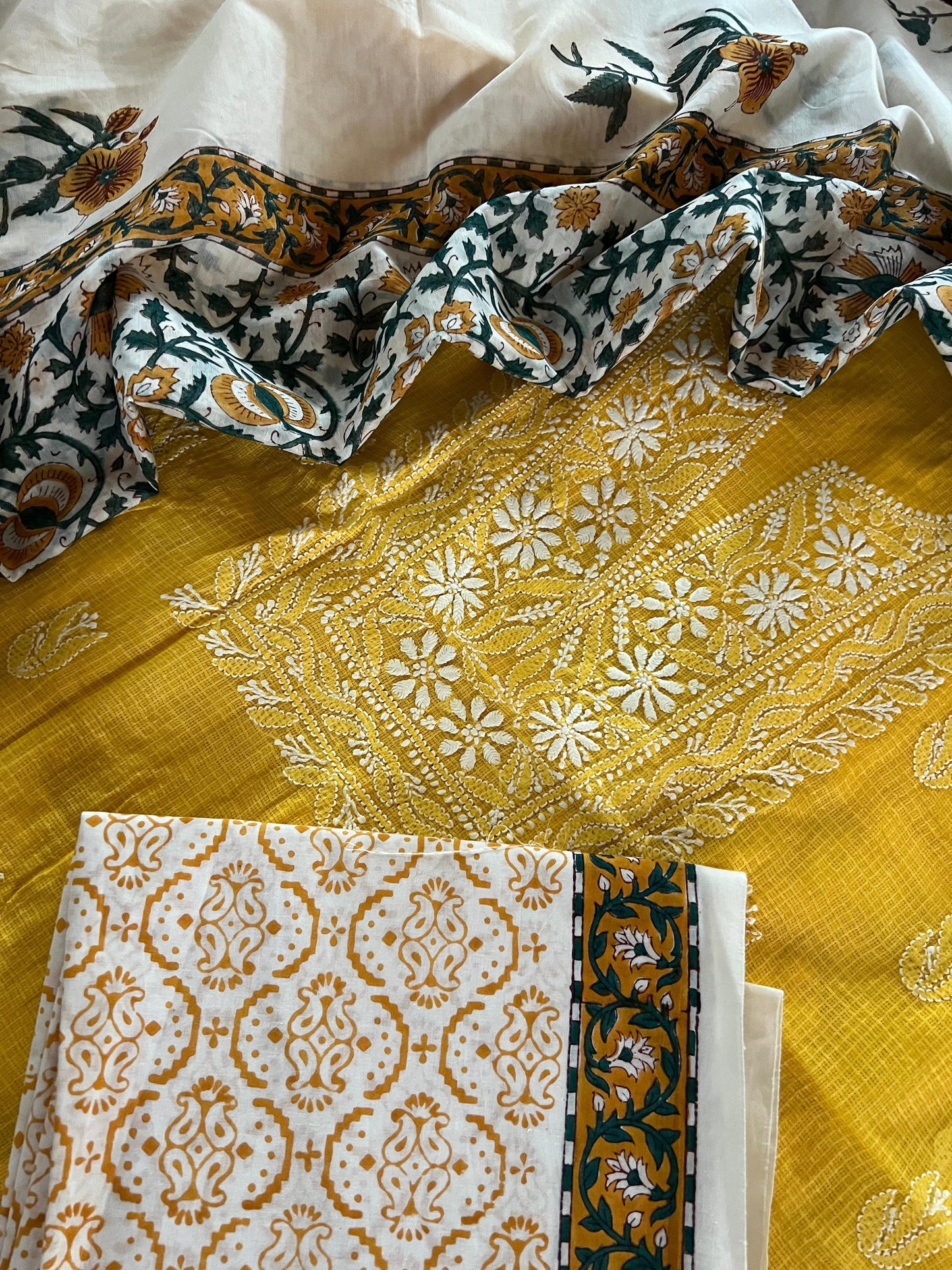 CHIKANKARI SUIT (PH8020)