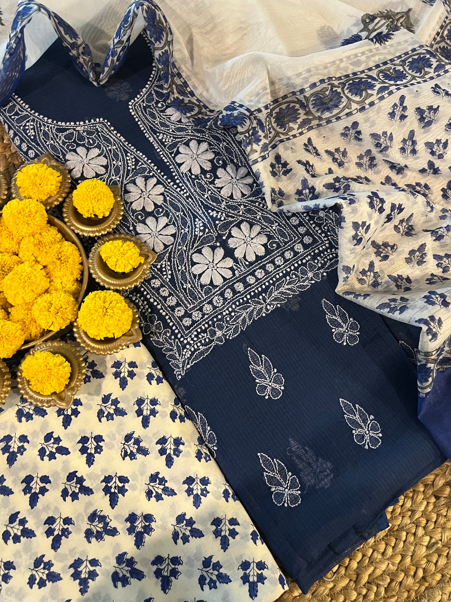 CHIKANKARI SUIT (PH8076)