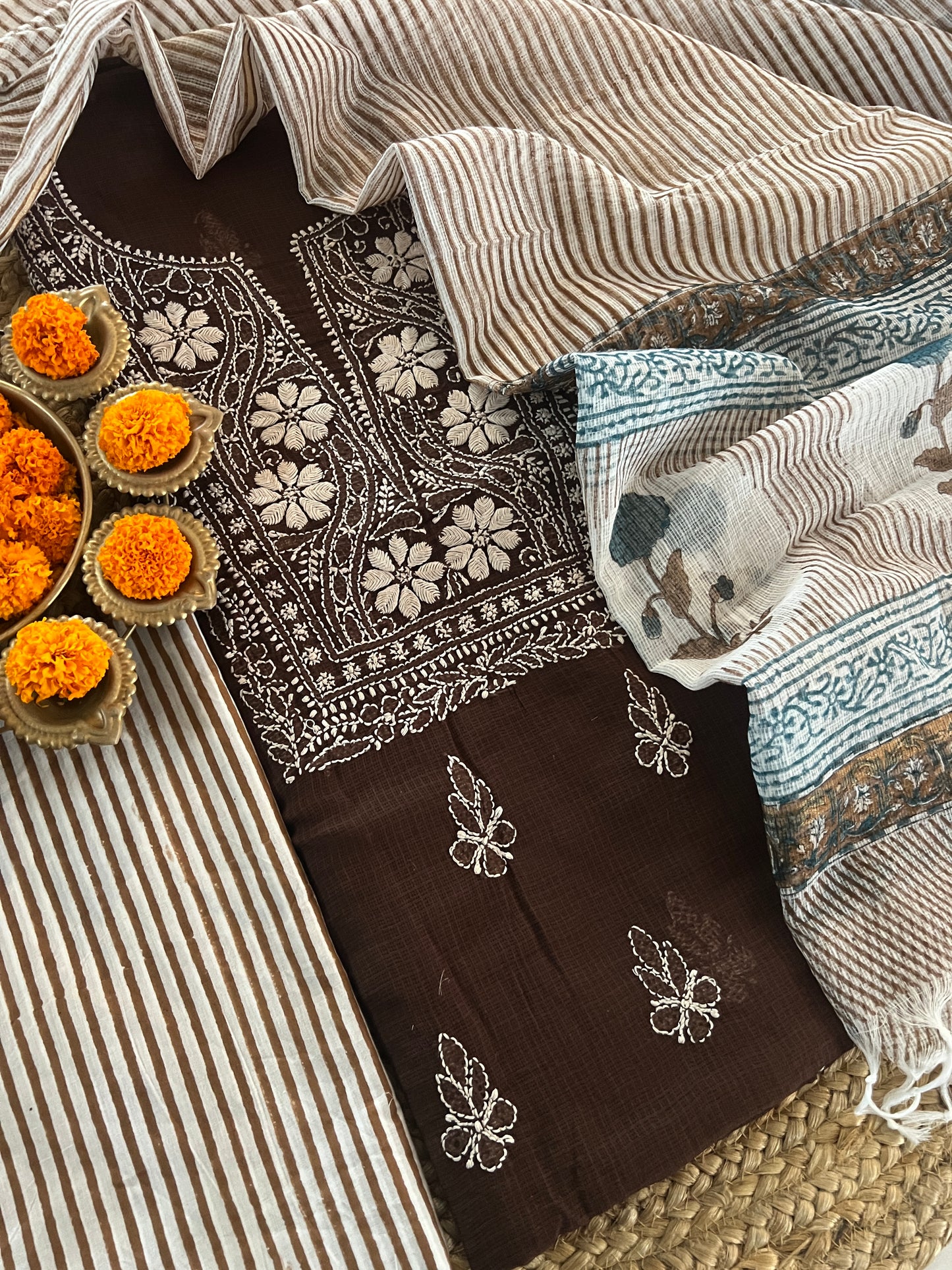 CHIKANKARI SUIT (PH8106)
