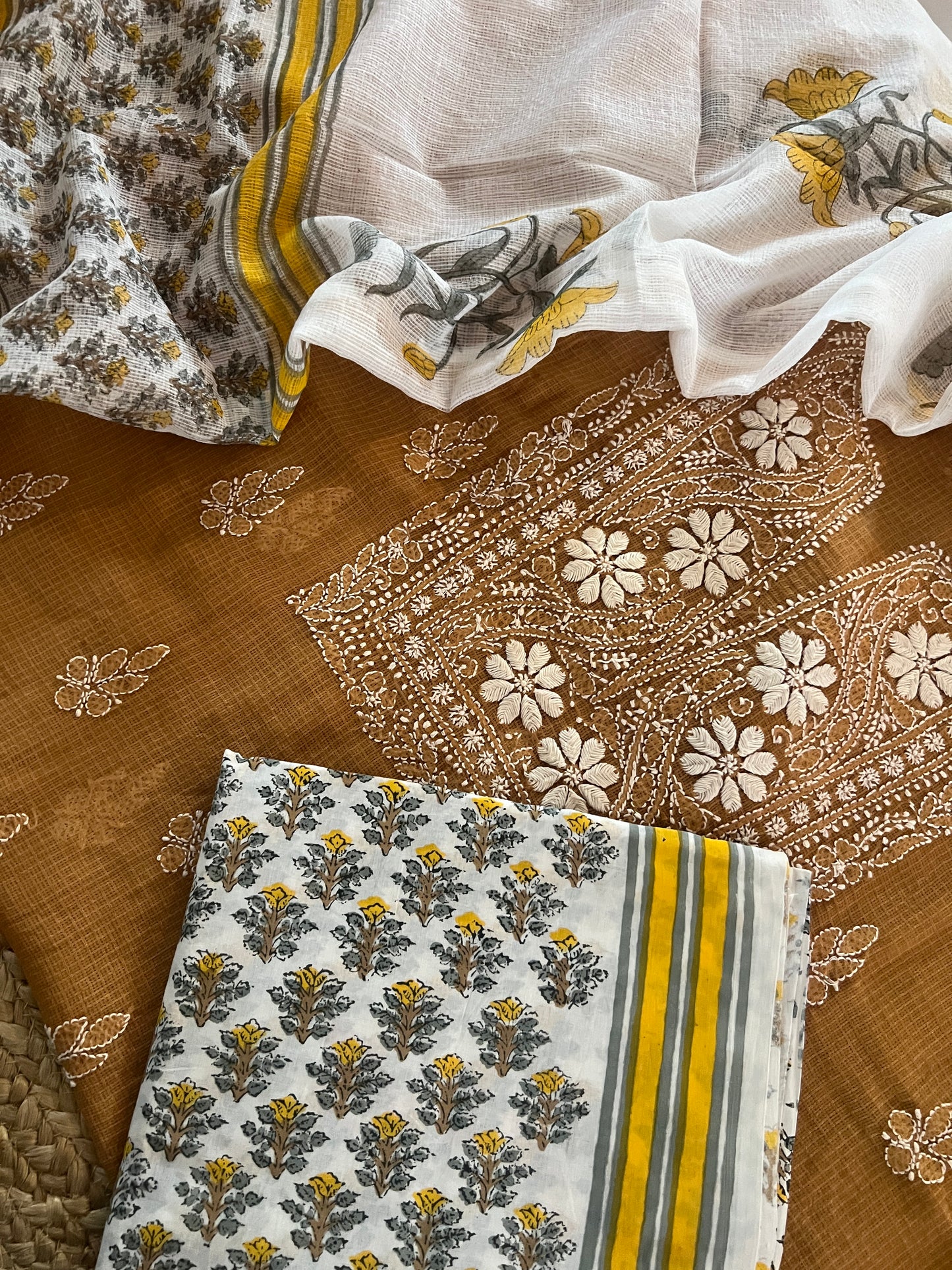 CHIKANKARI SUIT (PH8110)