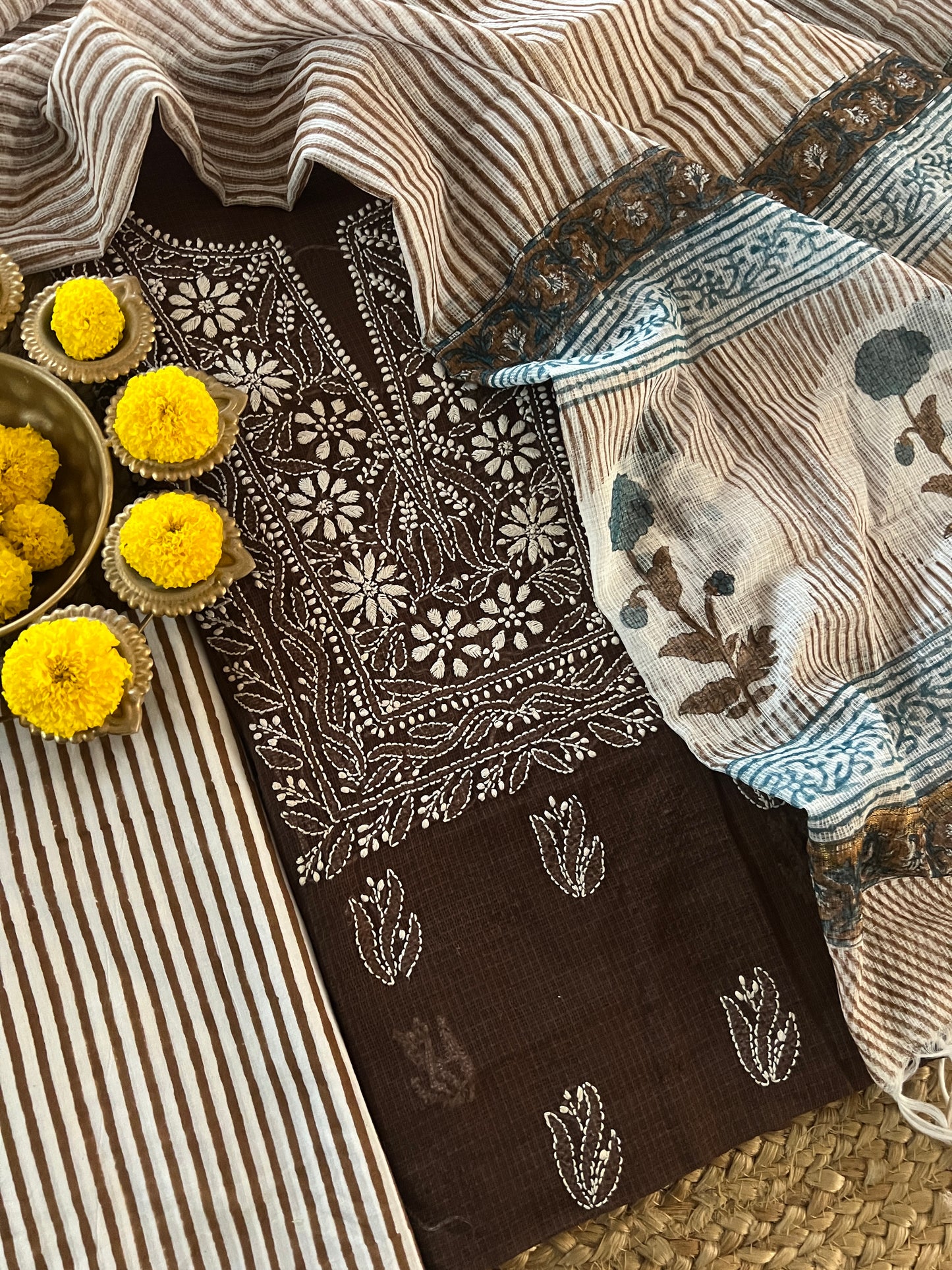 CHIKENKARI SUITS (PH8122)