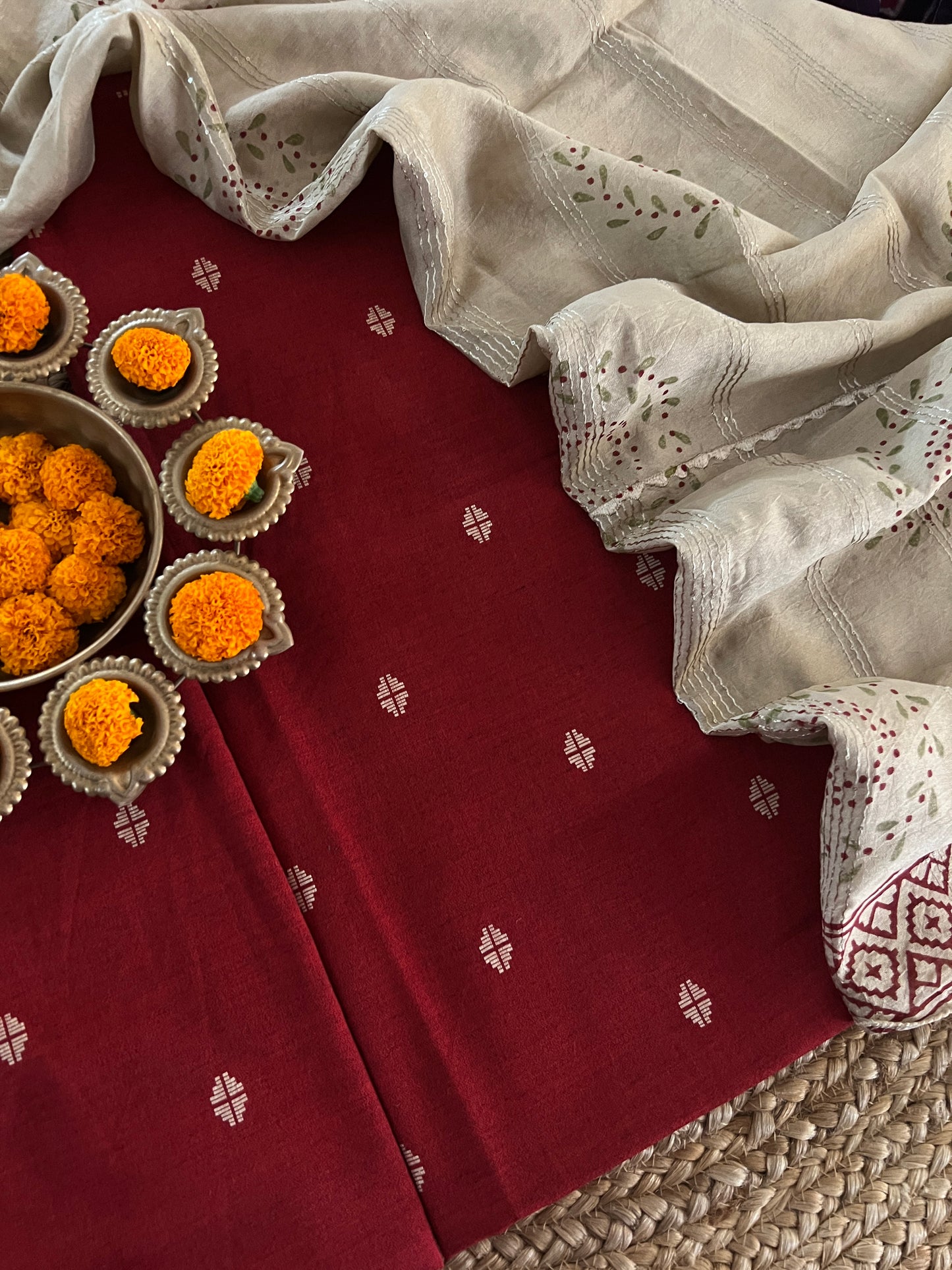 HANDLOOM SUITS (PH8197)