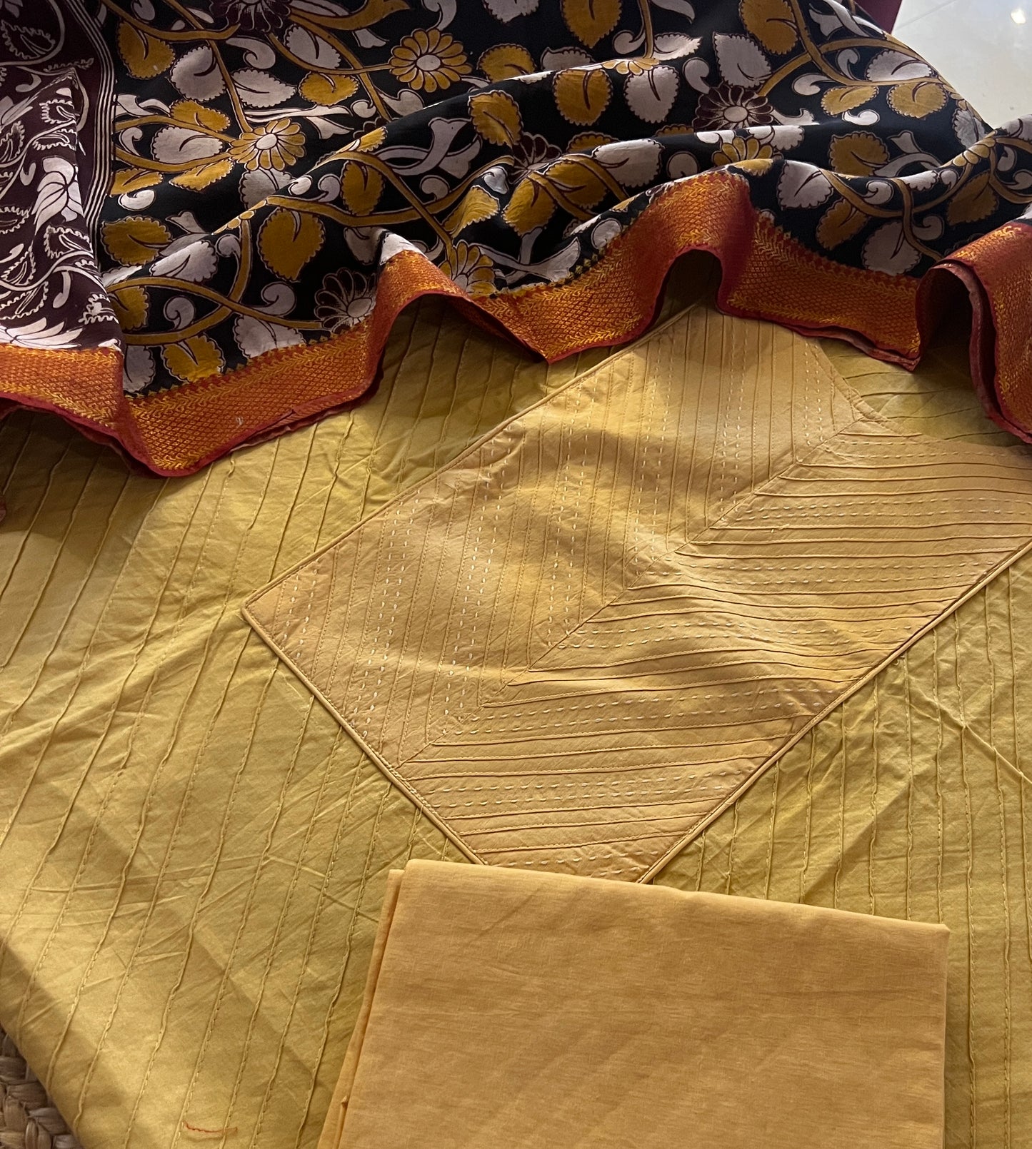 HANDLOOM SUIT (PH8223)