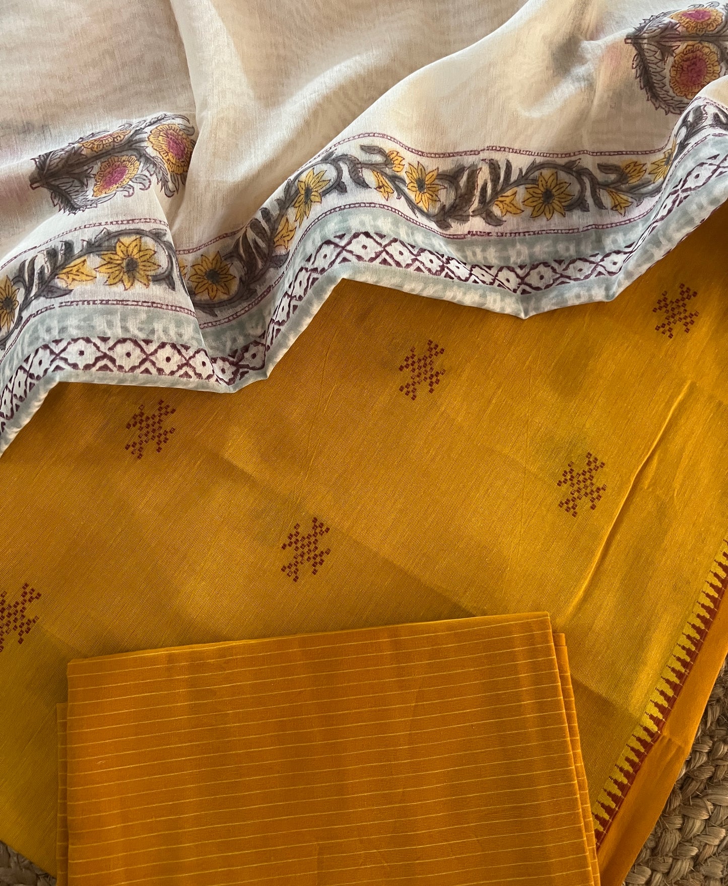 HANDLOOM SUIT (PH8248)