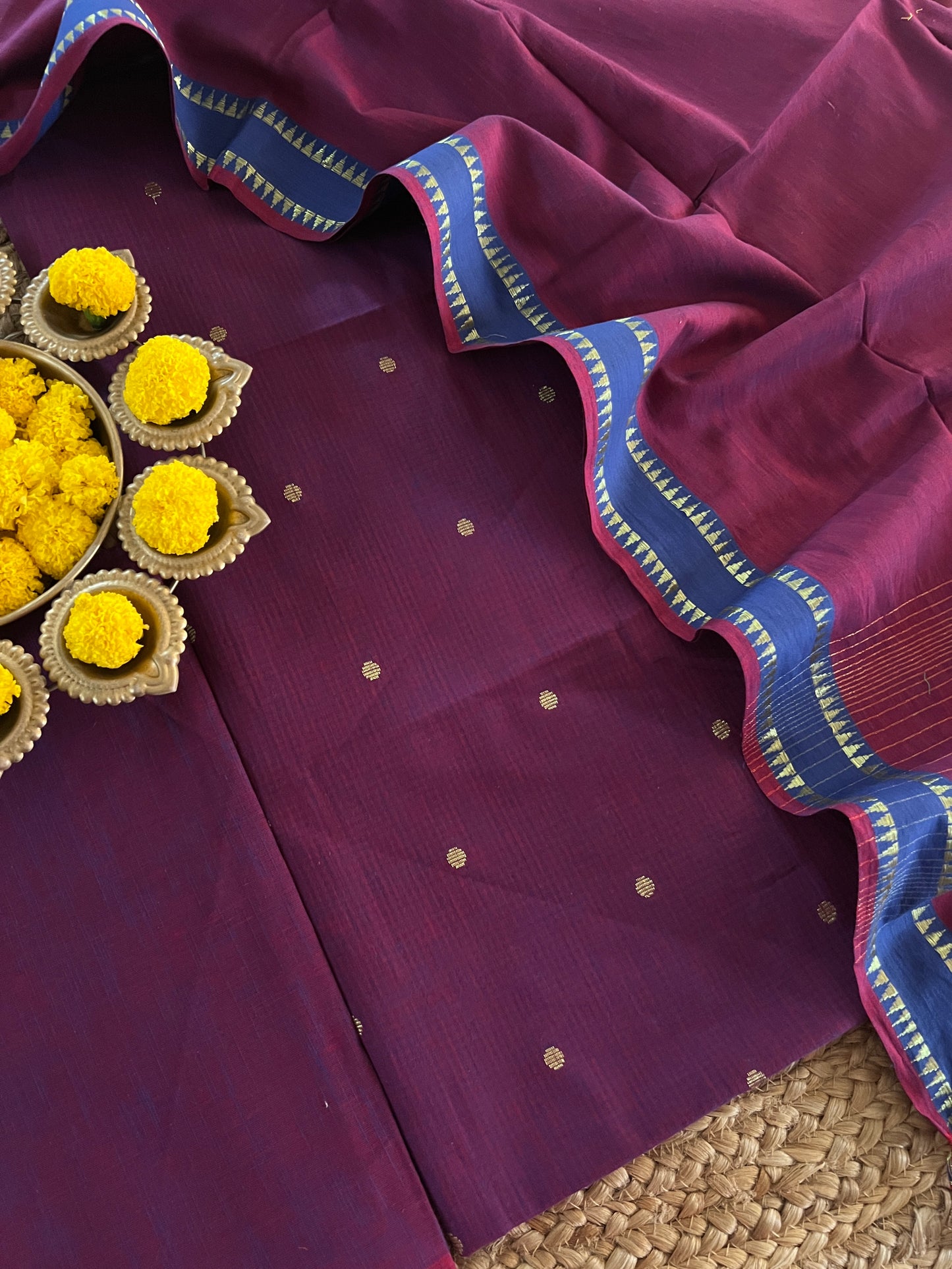 HANDLOOM SUIT (PH8268)