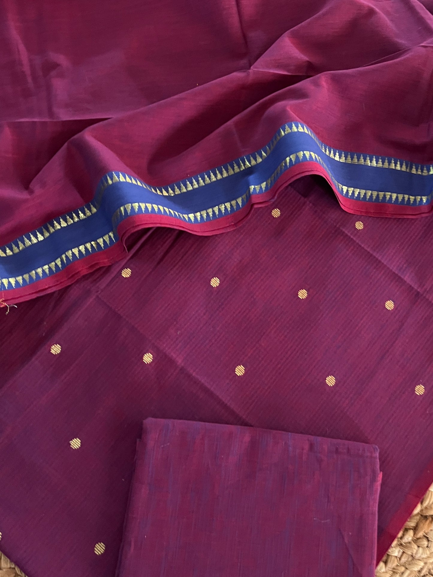 HANDLOOM SUIT (PH8268)