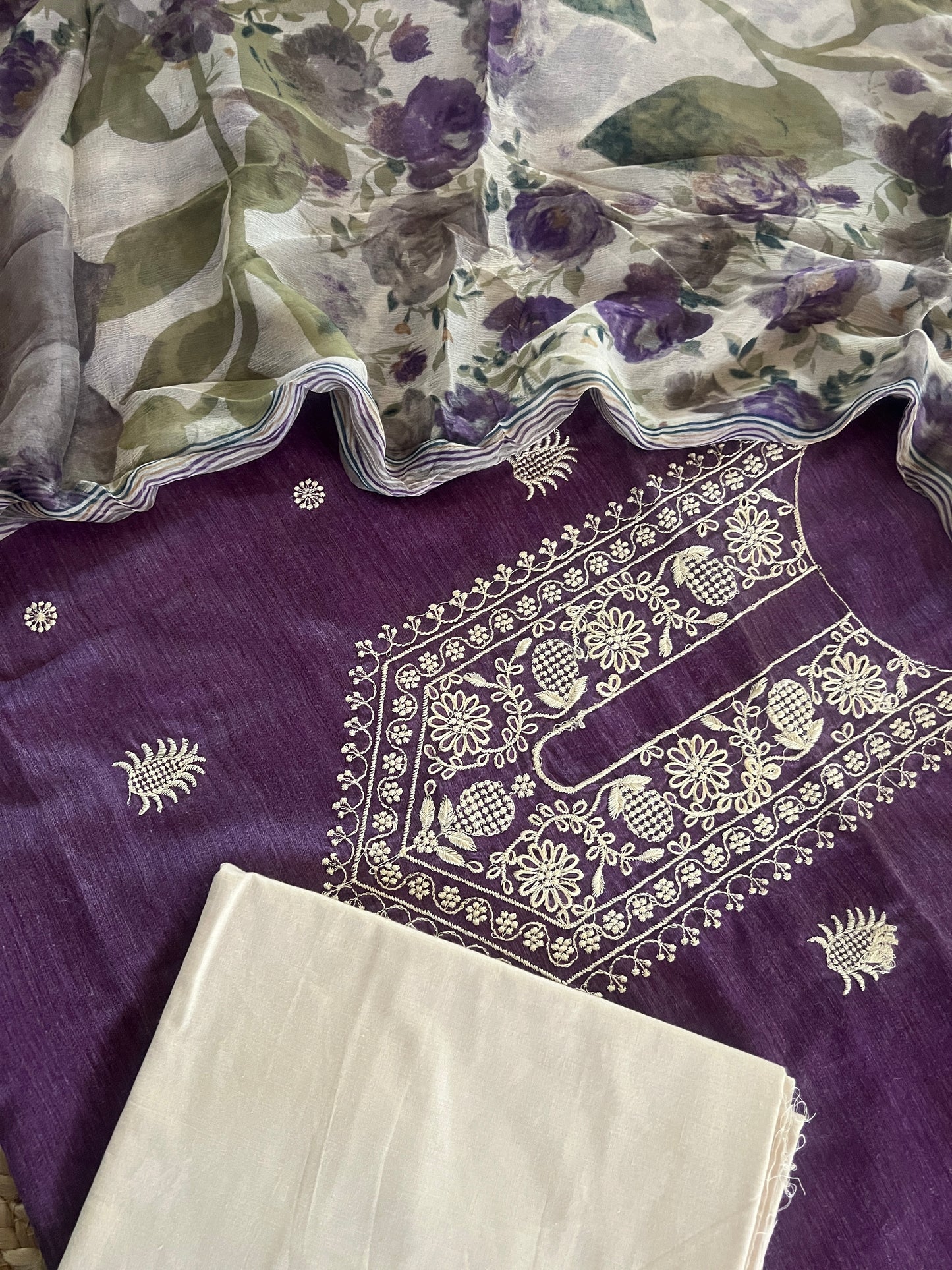 BASBARA CHANDERI SUIT (PH8281)