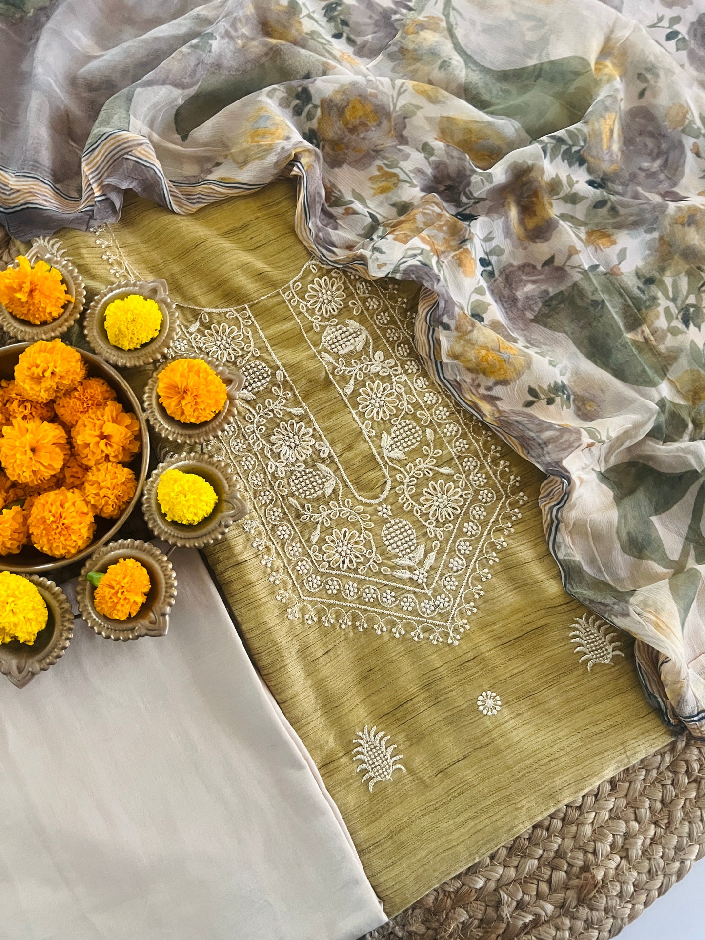 BASBARA CHANDERI SUIT (PH8282)