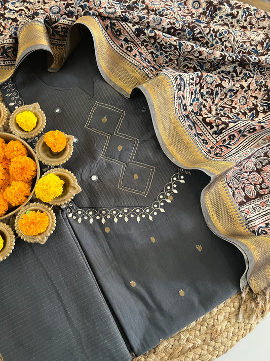 HANDLOOM SUIT (PH8299)