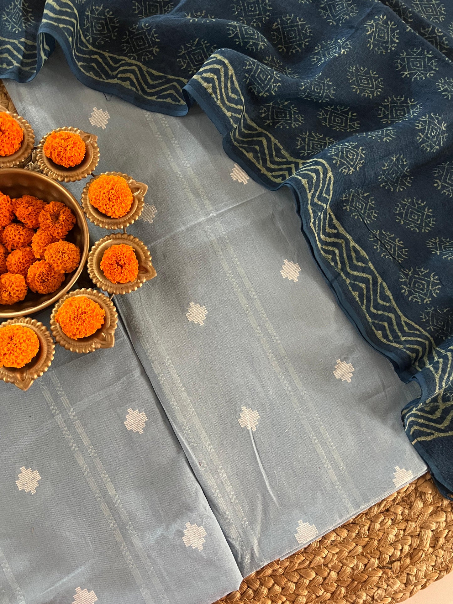 HANDLOOM SUIT (PH8312)