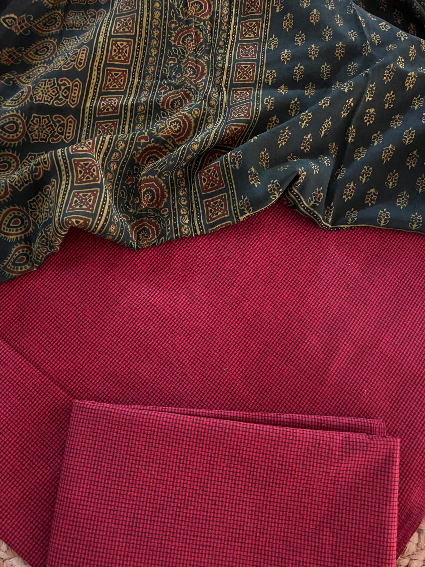 HANDLOOM SUIT (PH8343)
