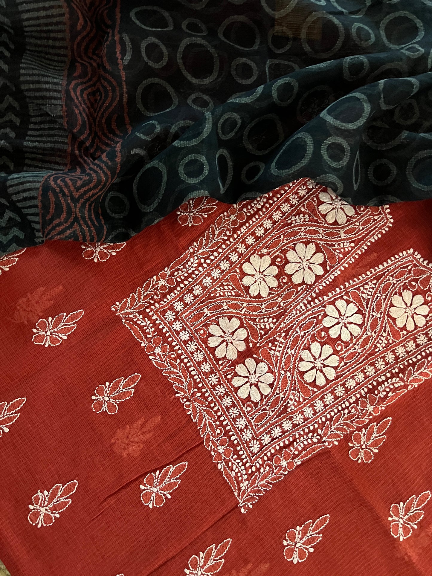 CHIKANKARI COMBO (PH8347)