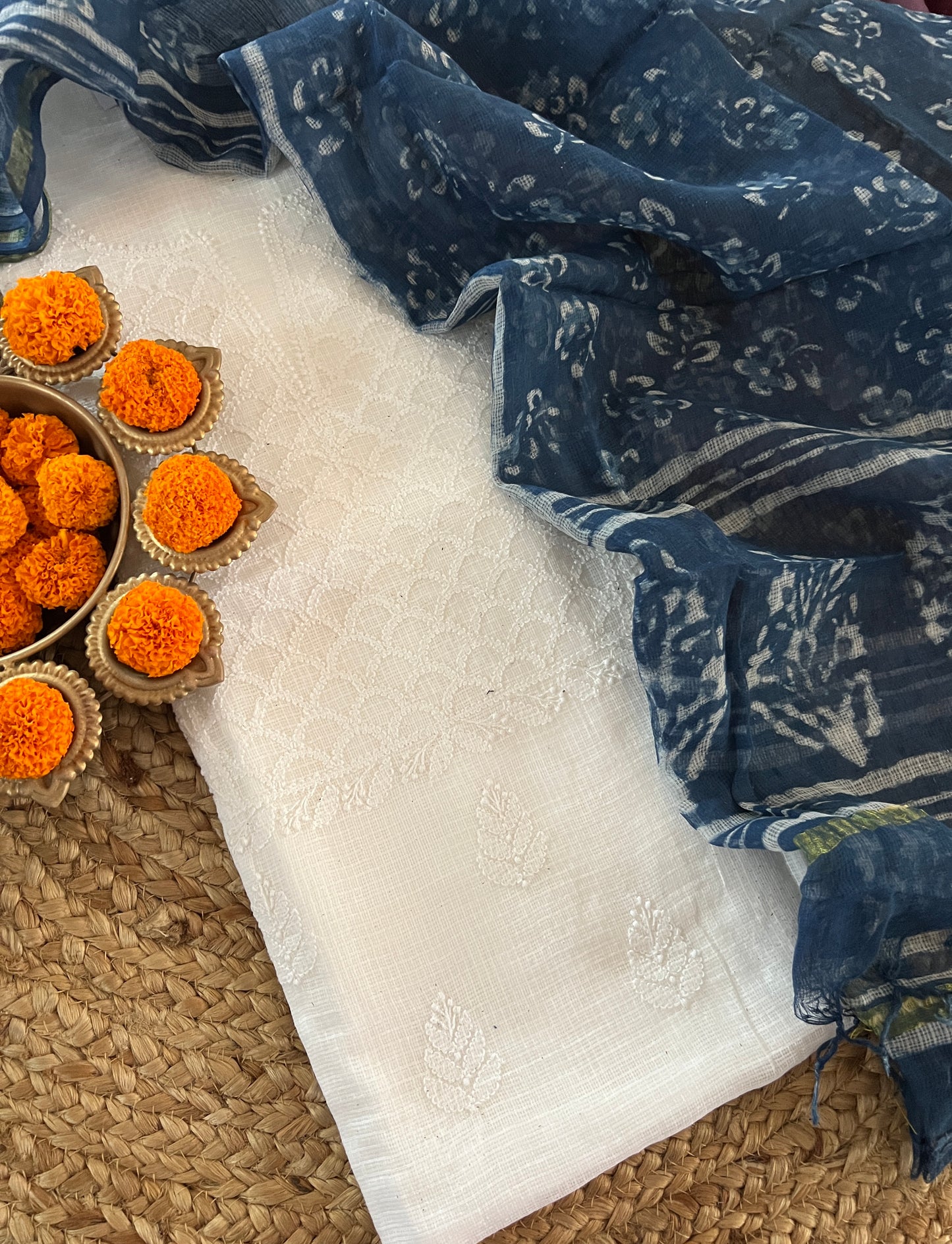 CHIKANKARI COMBO (PH8351)