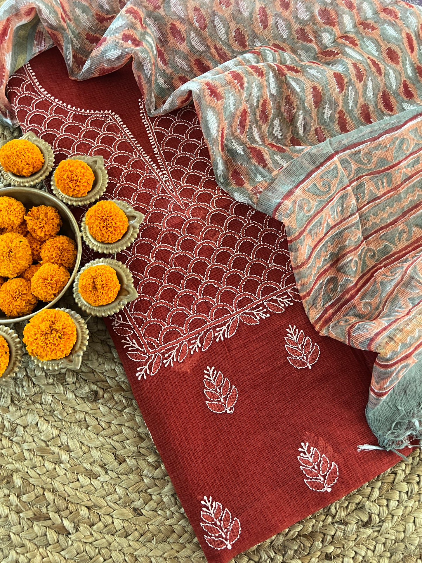 CHIKANKARI COMBO (PH8352)