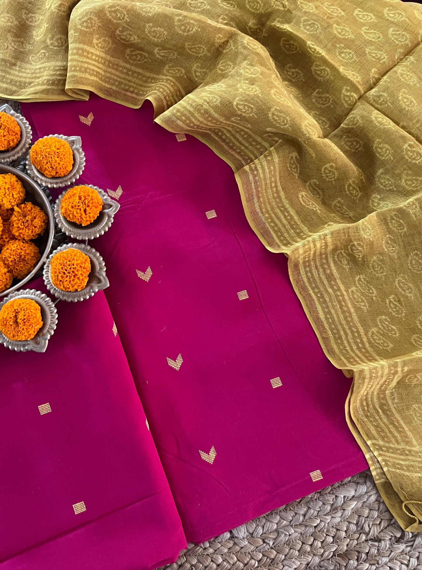HANDLOOM SUIT (PH8364)