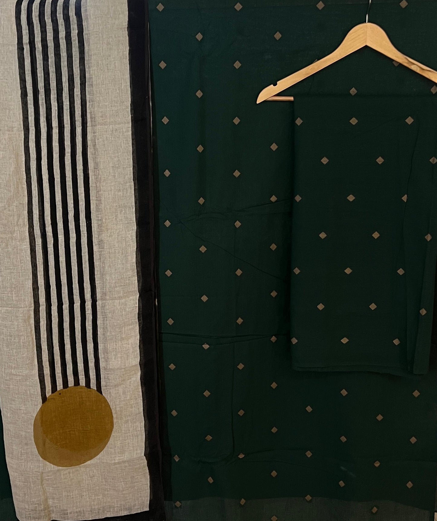 HANDLOOM SUITS (PH8369)