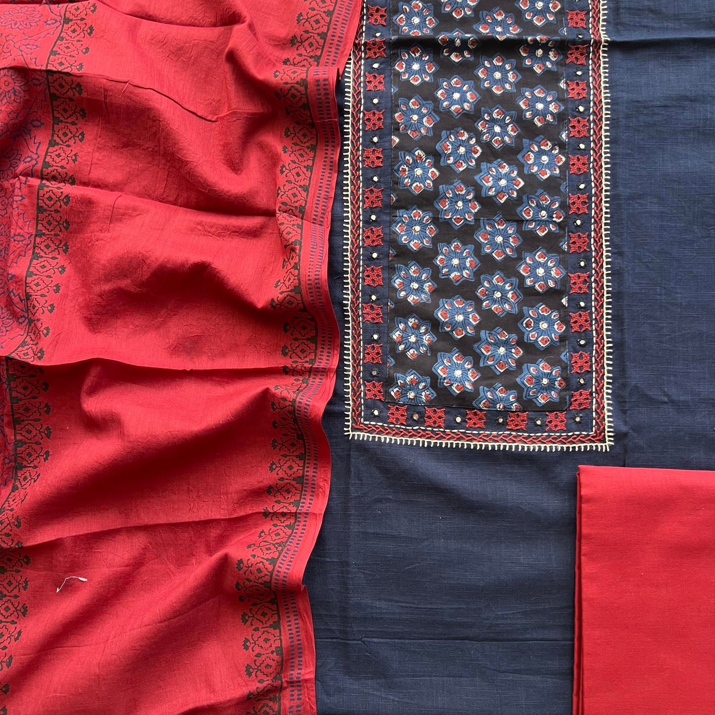 HANDLOOM COTTON