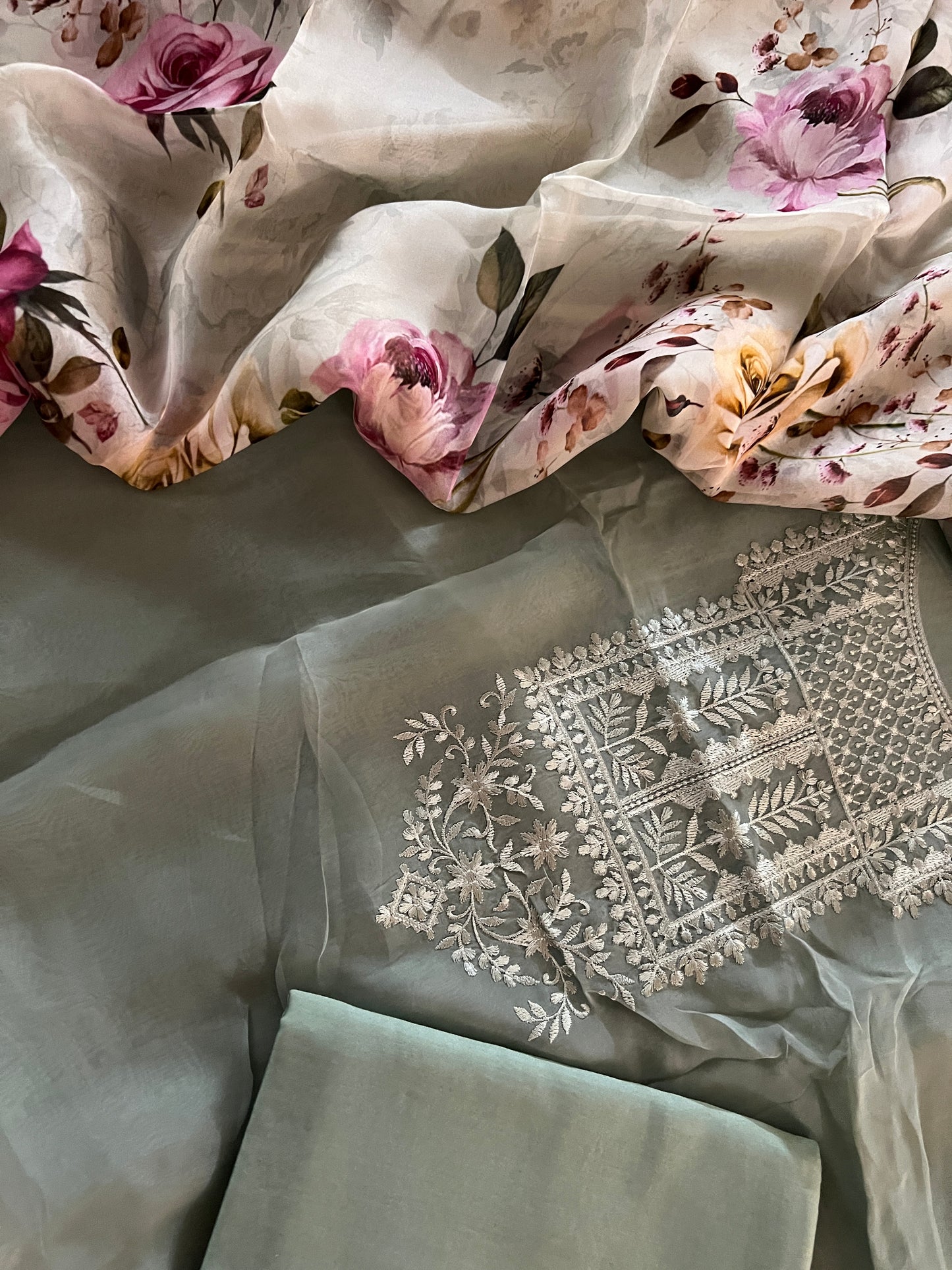 ORGANZA SUIT (PH8519)