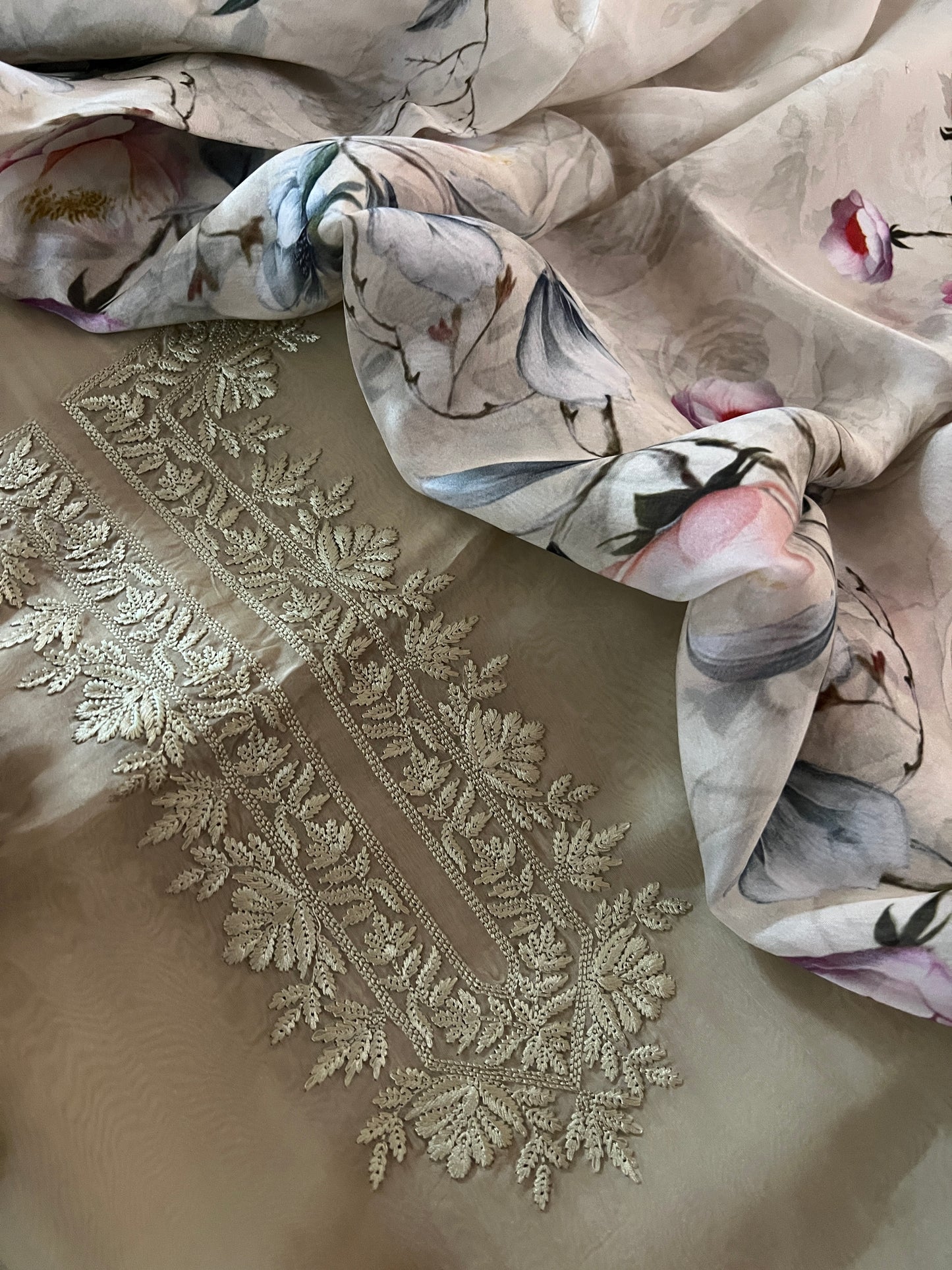 ORGANZA SUIT (PH8521)