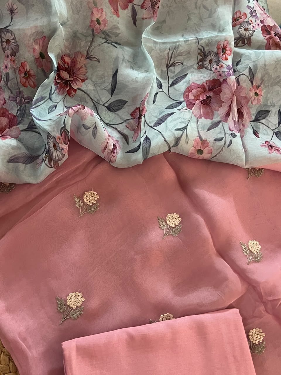 ORGANZA SUIT (PH8523)