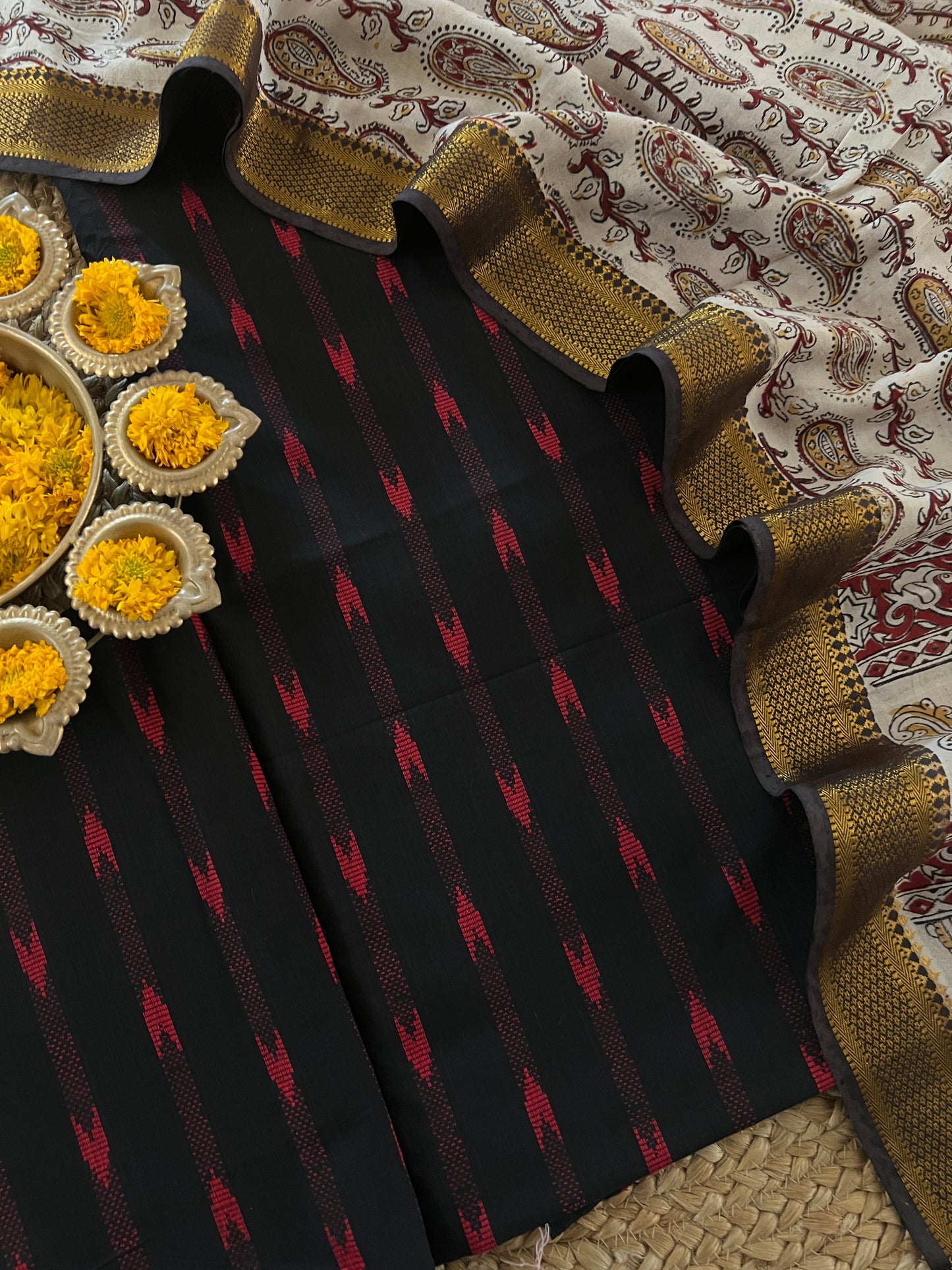 HANDLOOM SUITS (PH8536)