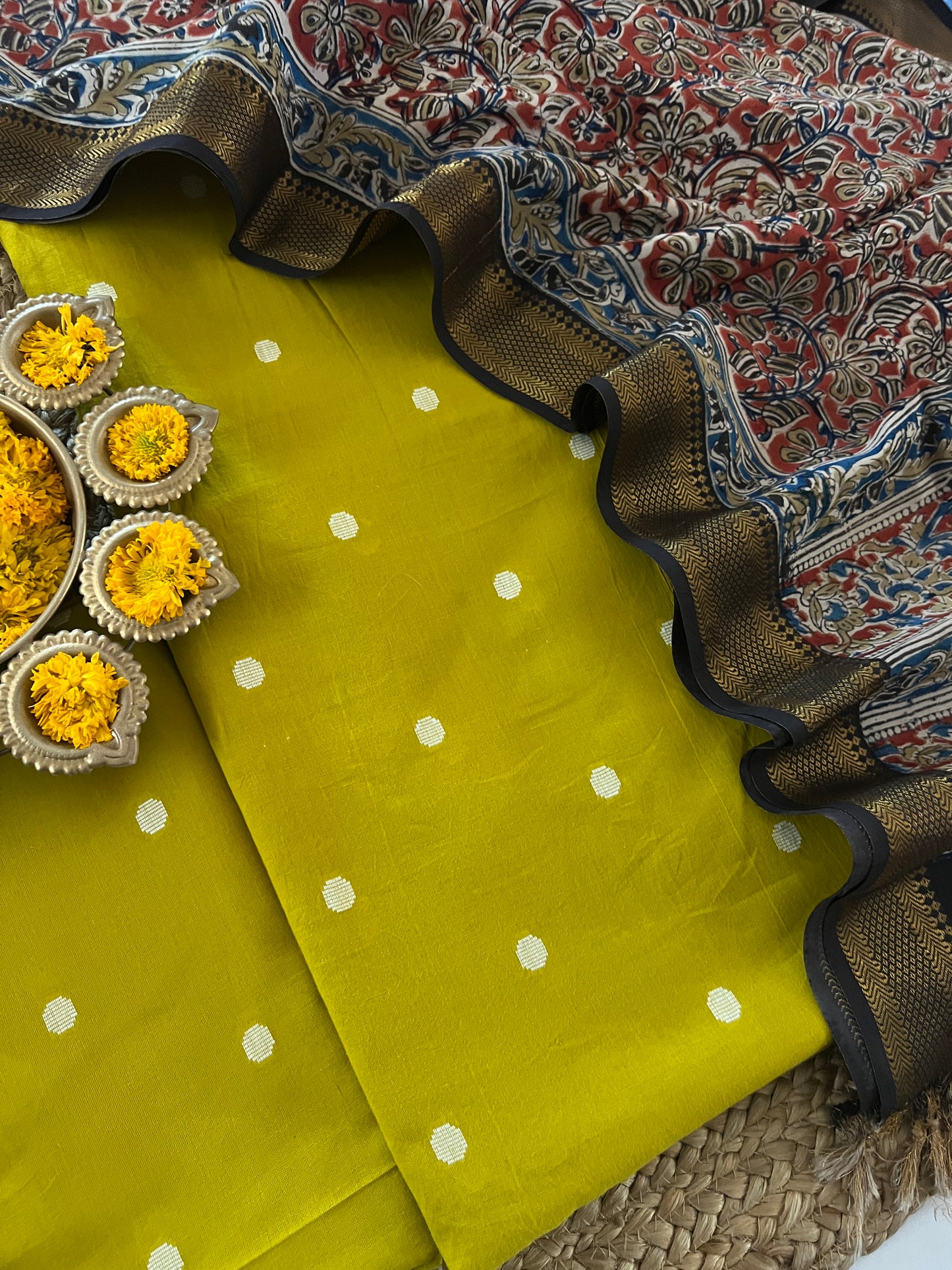 HANDLOOM SUITS (PH8537)