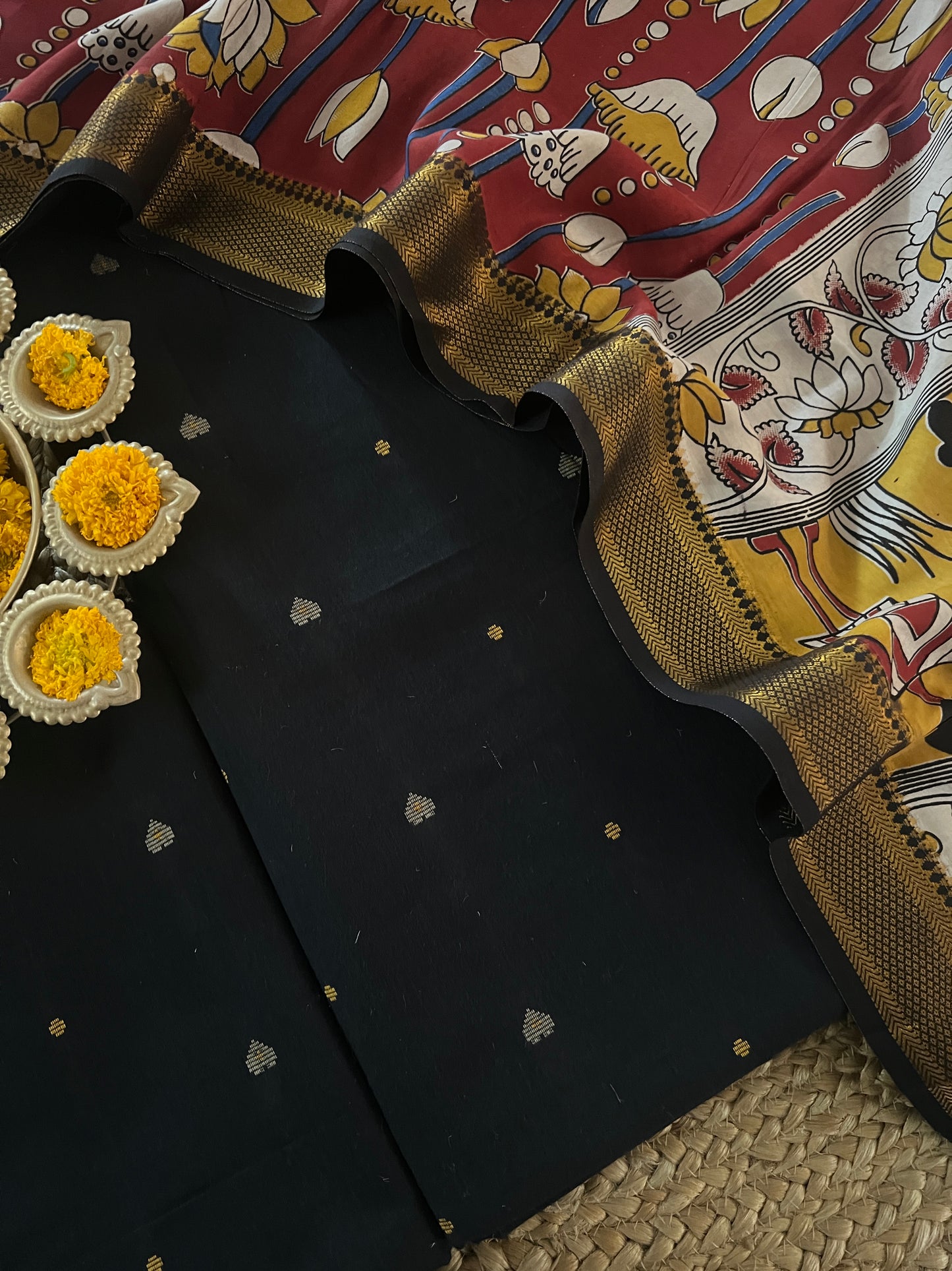 HANDLOOM SUITS (PH8542)
