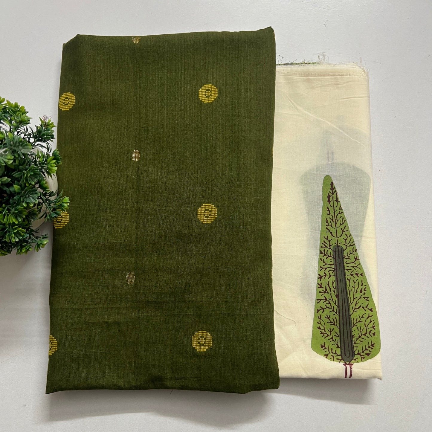 Soft Handloom Cotton With Pure Cotton Hand Block Print Combo Set (PH8570)