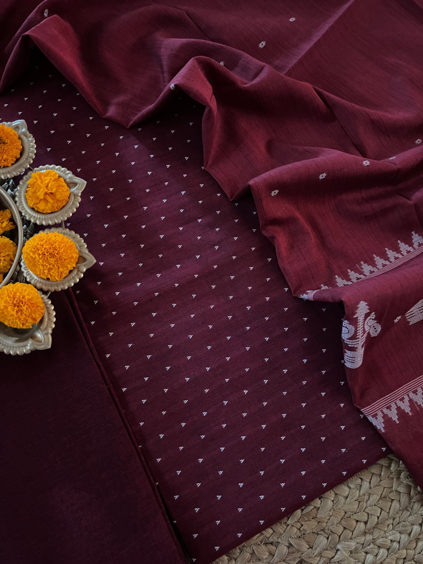 HANDLOOM SUIT (PH8581)