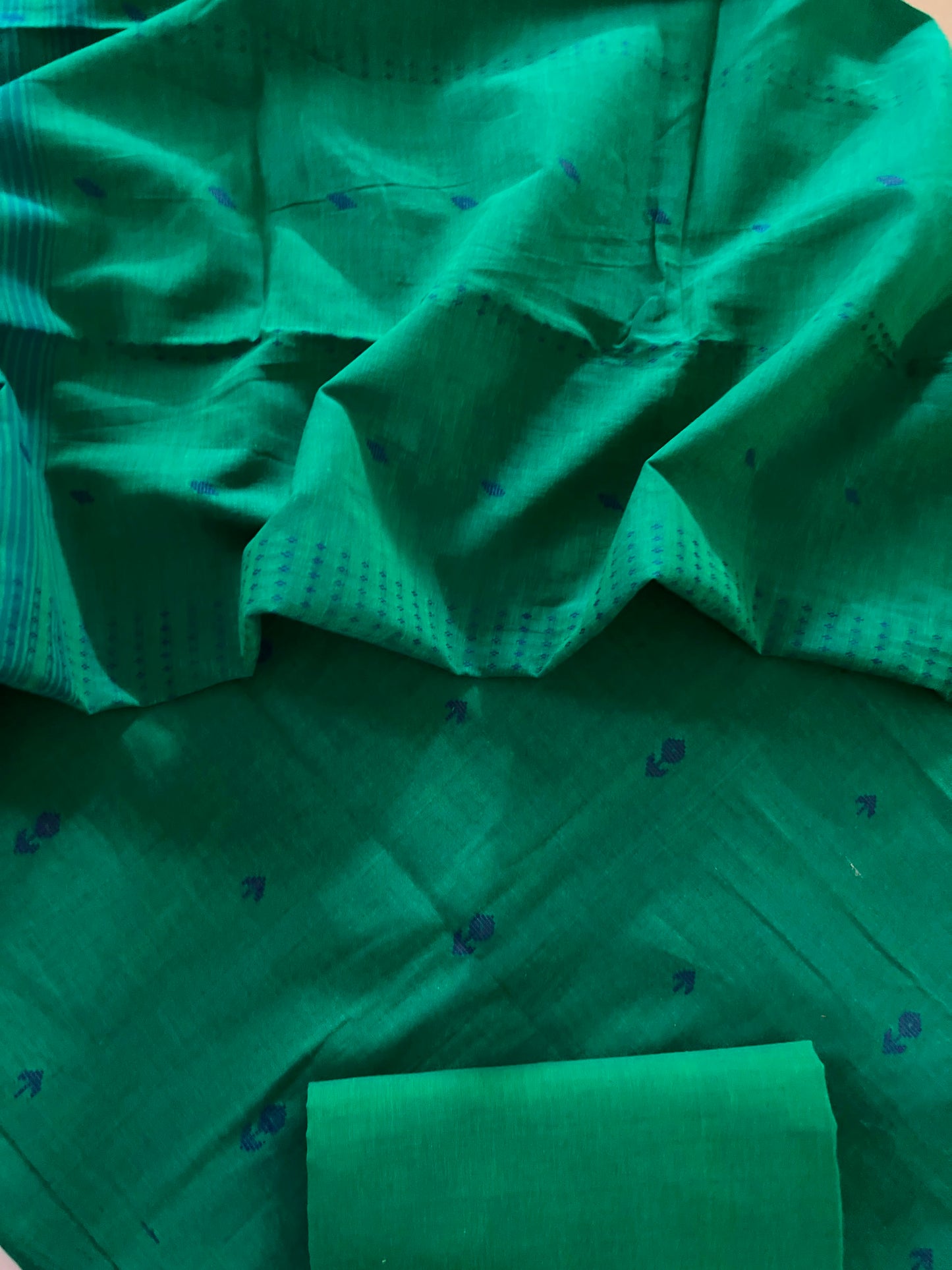 HANDLOOM SUITS (PH8596)