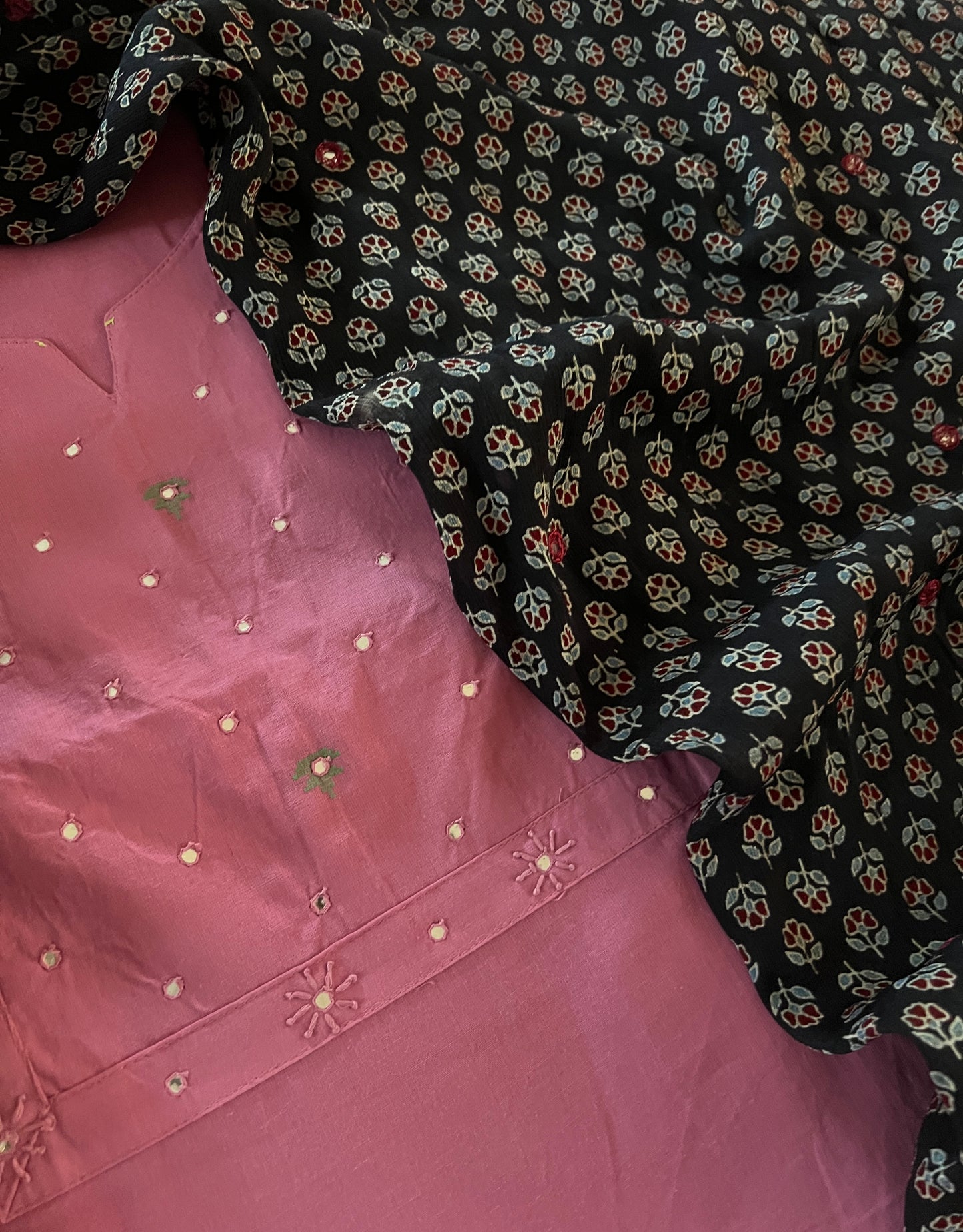 HANDLOOM SUIT (PH8618)