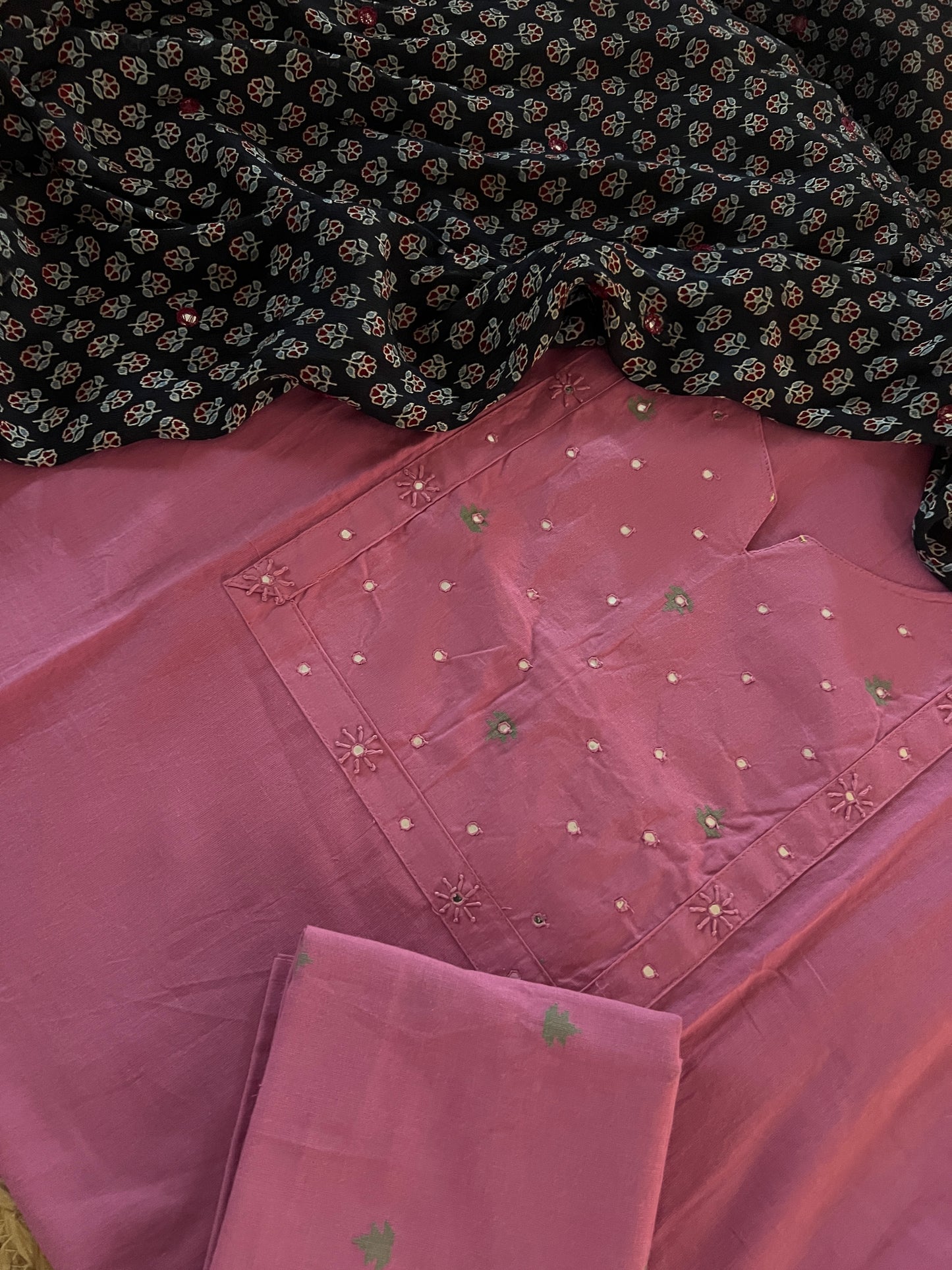HANDLOOM SUIT (PH8618)